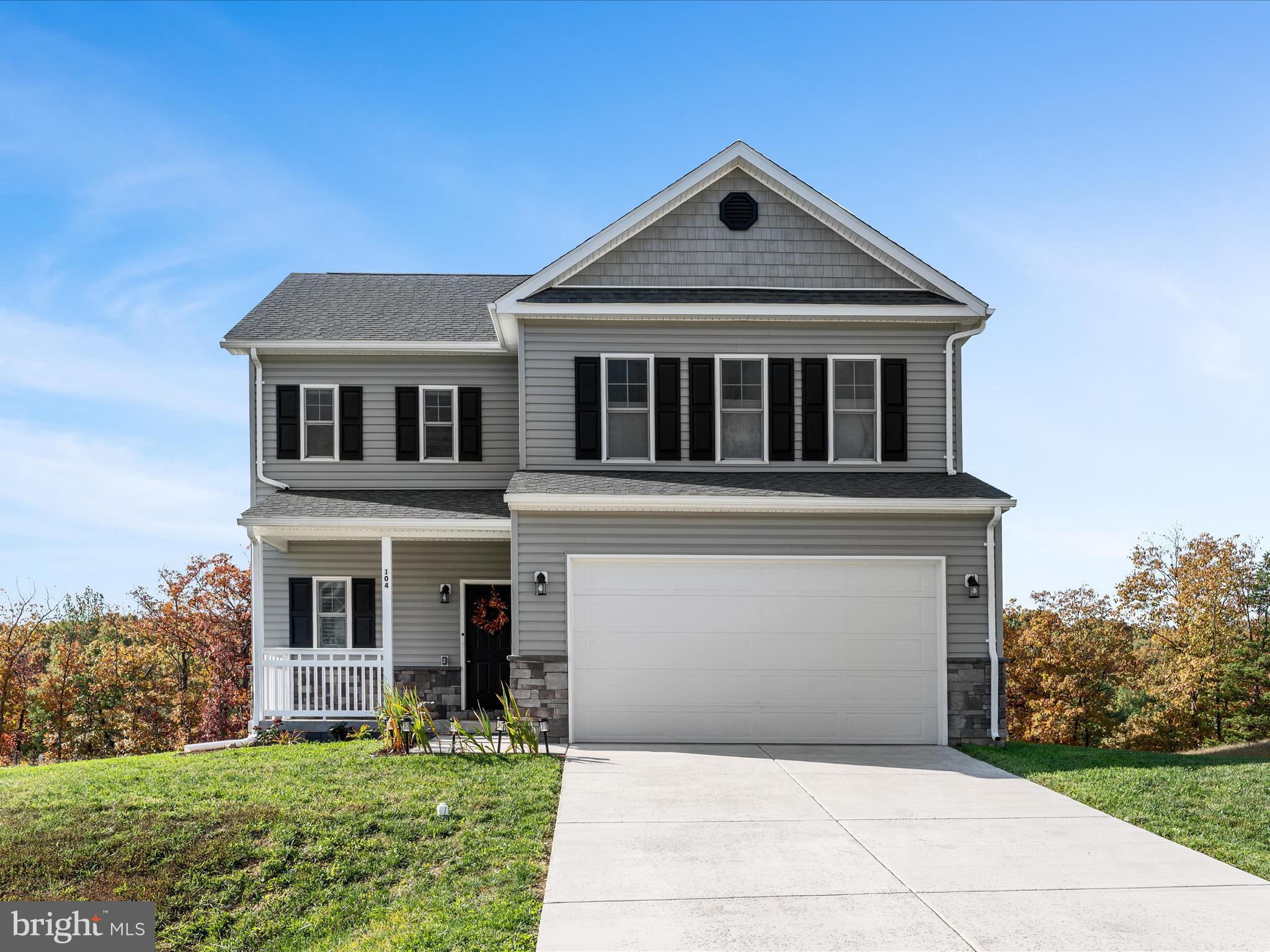 MIDDLE CREEK VISTAS - Residential