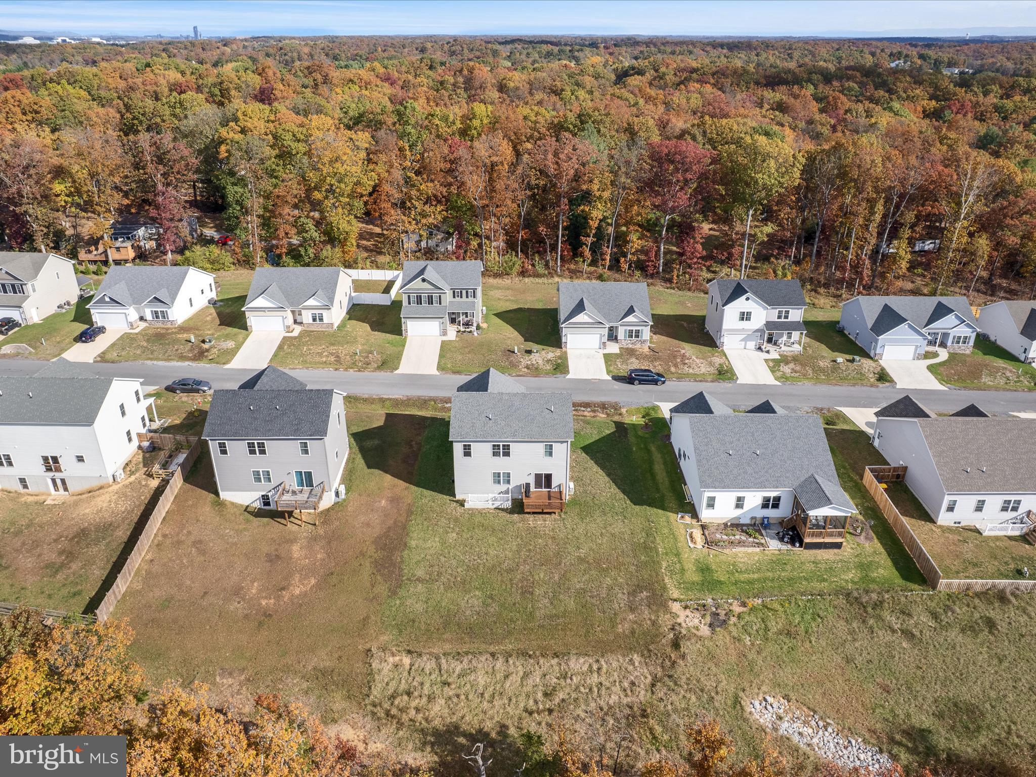 MIDDLE CREEK VISTAS - Residential