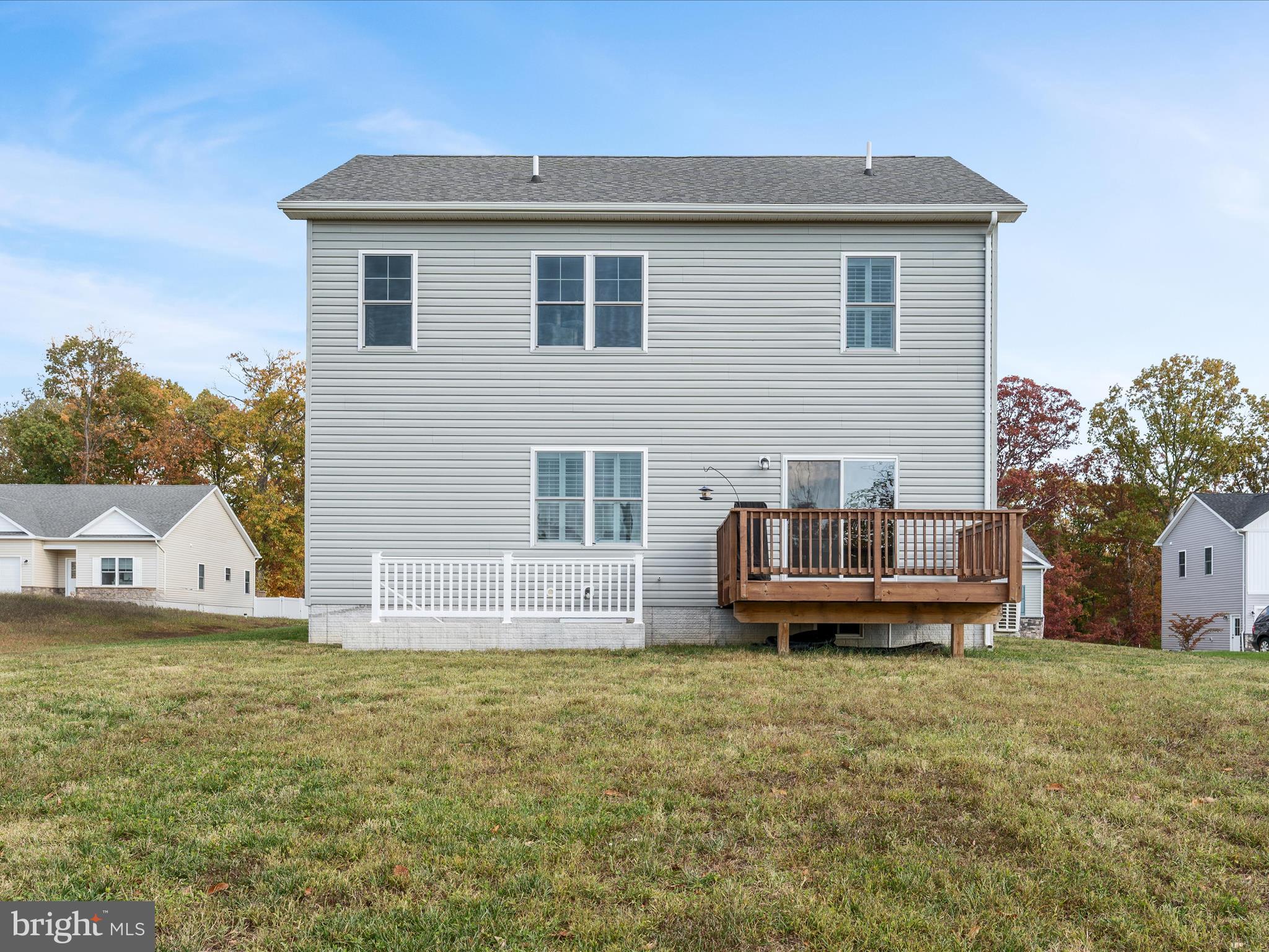 MIDDLE CREEK VISTAS - Residential