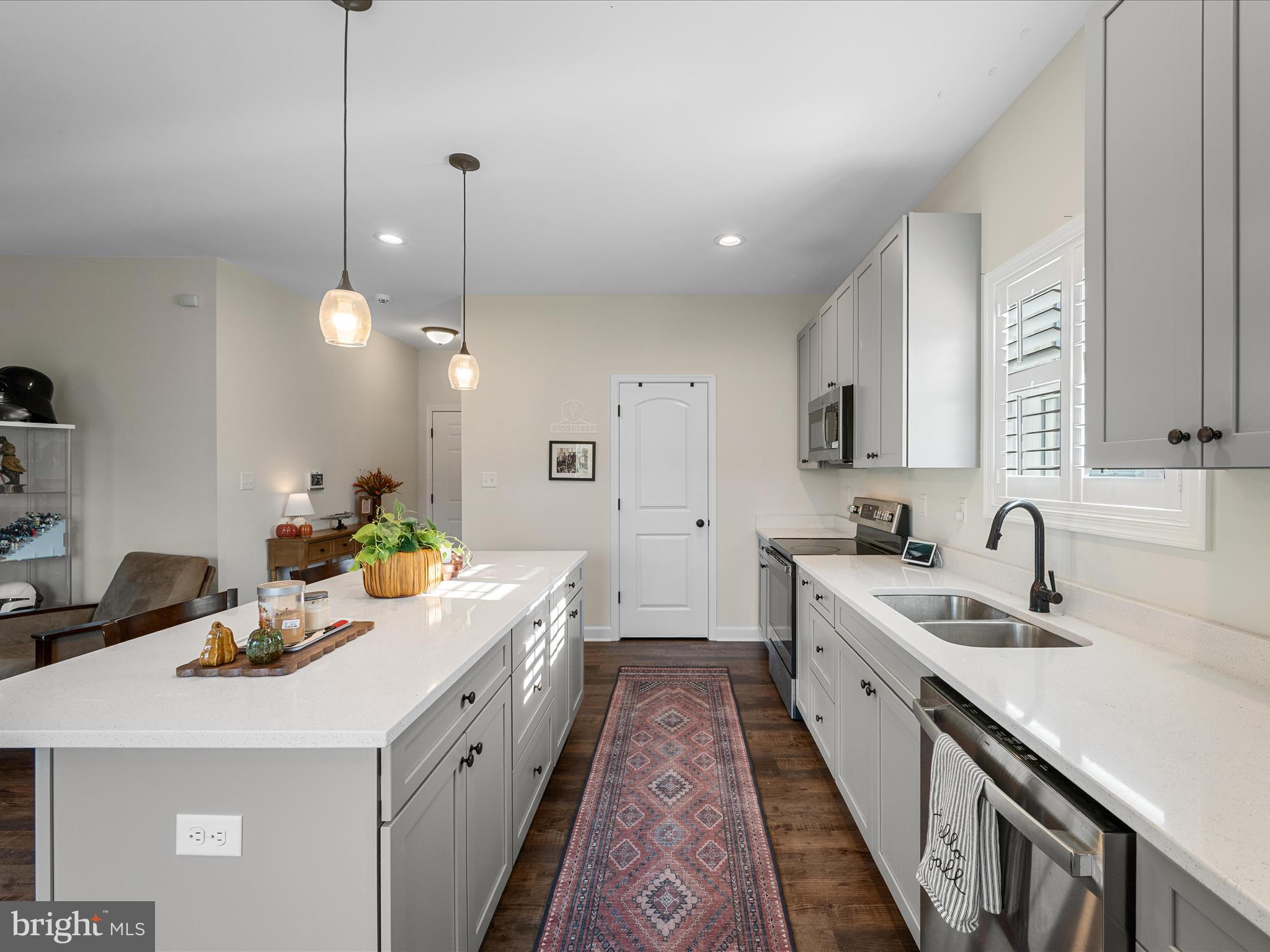 MIDDLE CREEK VISTAS - Residential