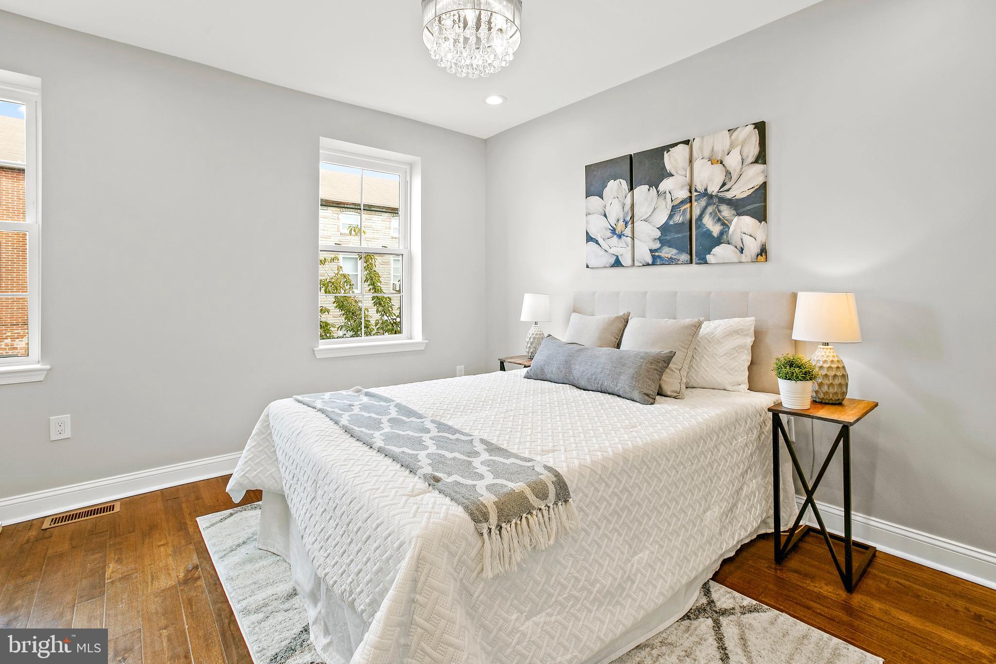 LITTLE ITALY - Residential