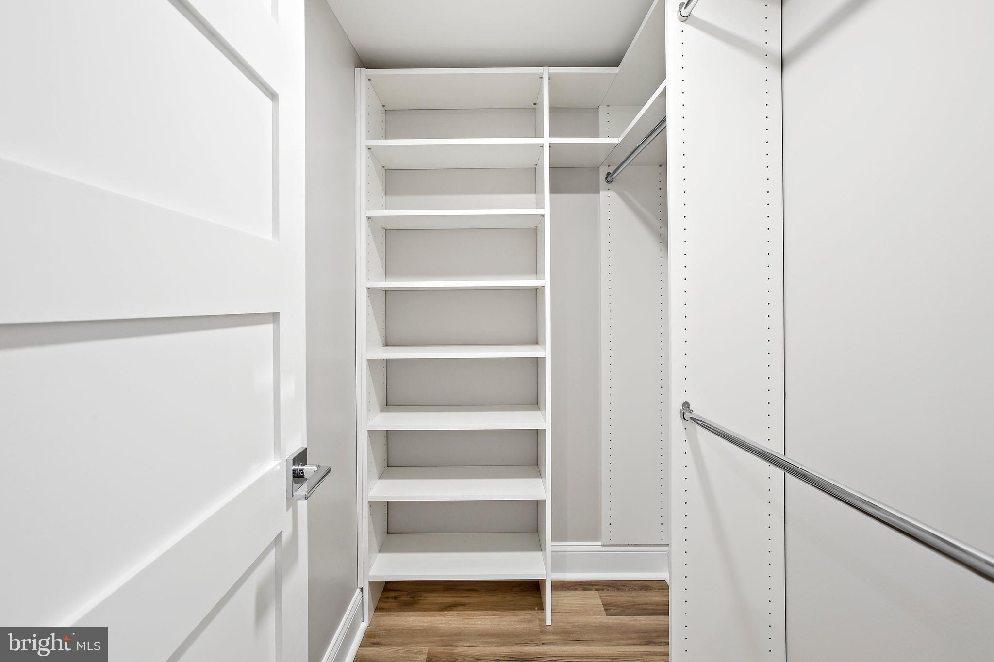 LITTLE ITALY - Residential