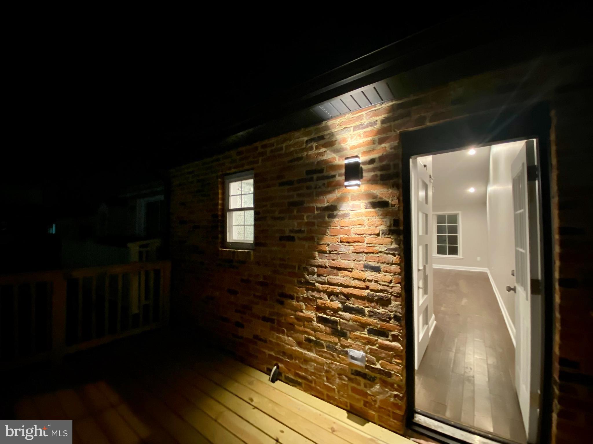 LITTLE ITALY - Residential