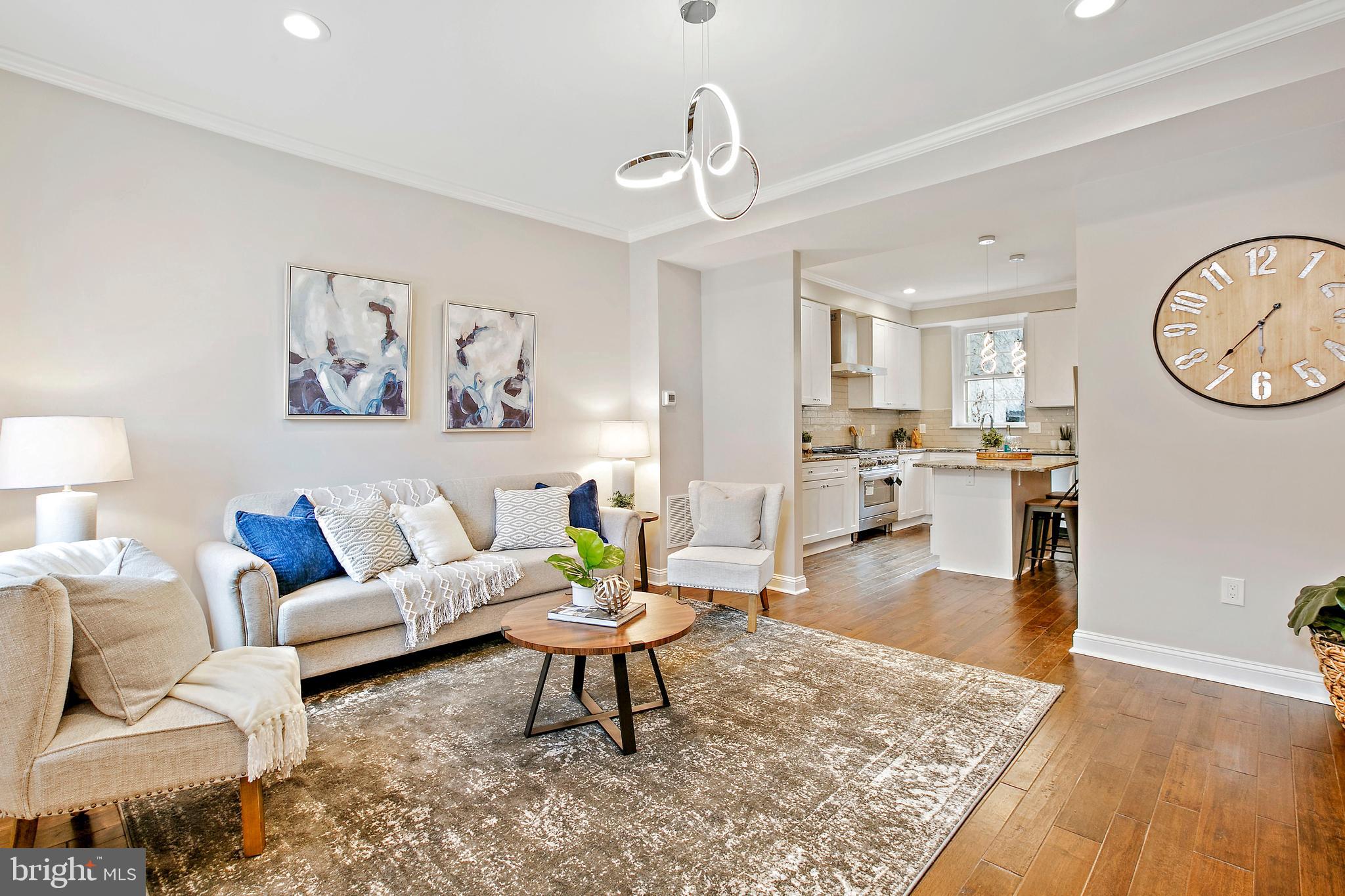 LITTLE ITALY - Residential