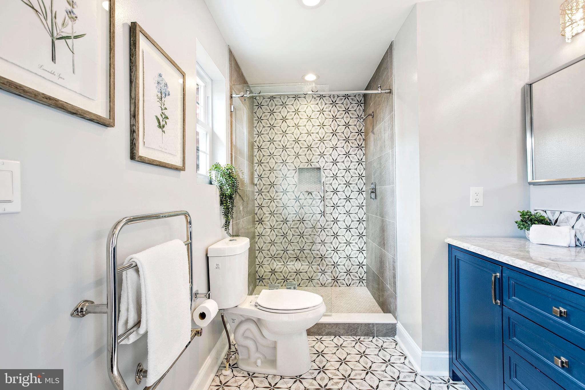 LITTLE ITALY - Residential