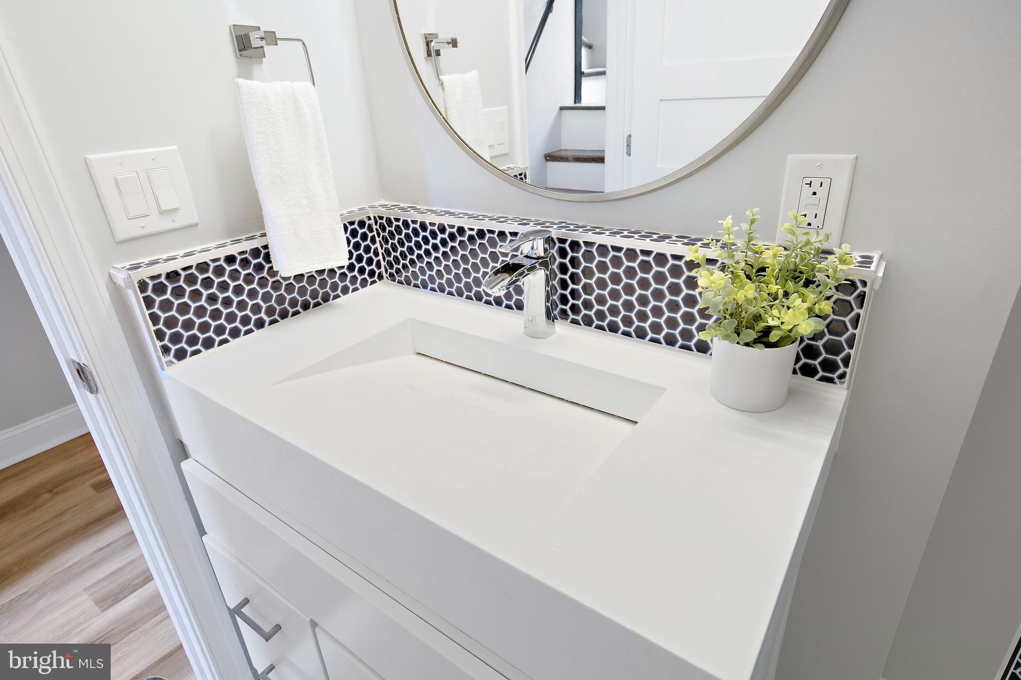 LITTLE ITALY - Residential