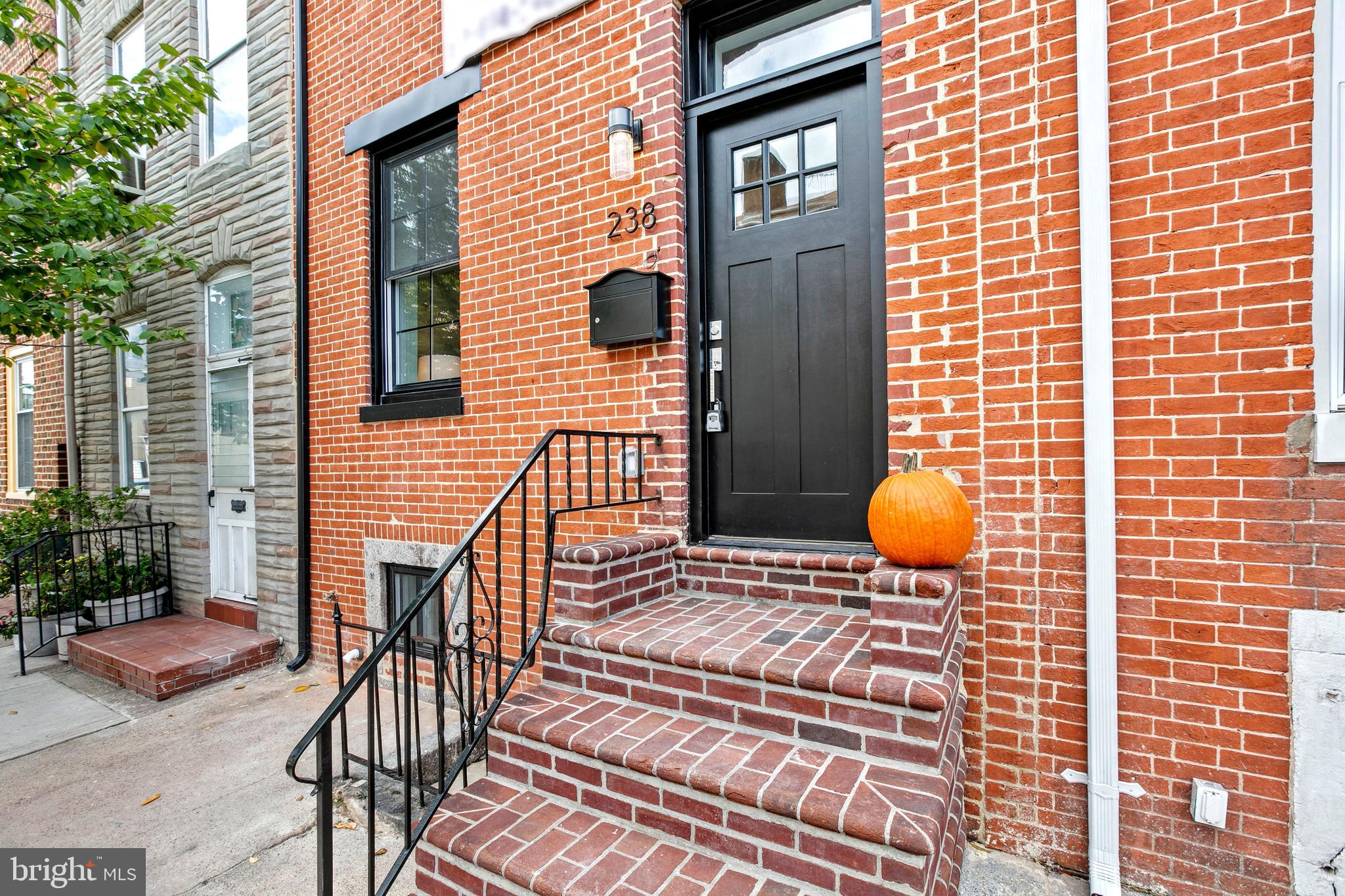 LITTLE ITALY - Residential