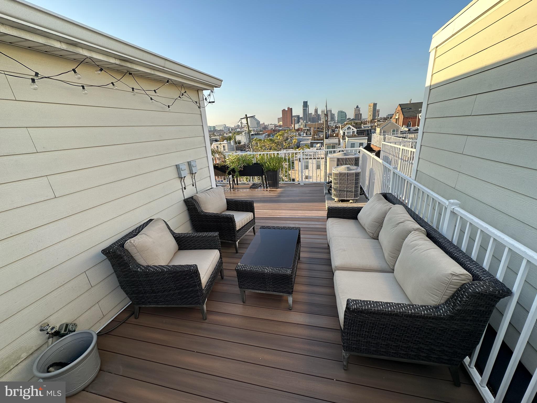 RIVERSIDE PARK - Residential Lease