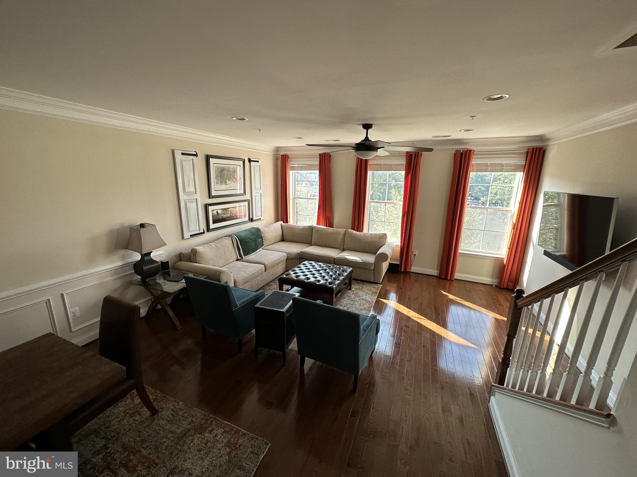 RIVERSIDE PARK - Residential Lease