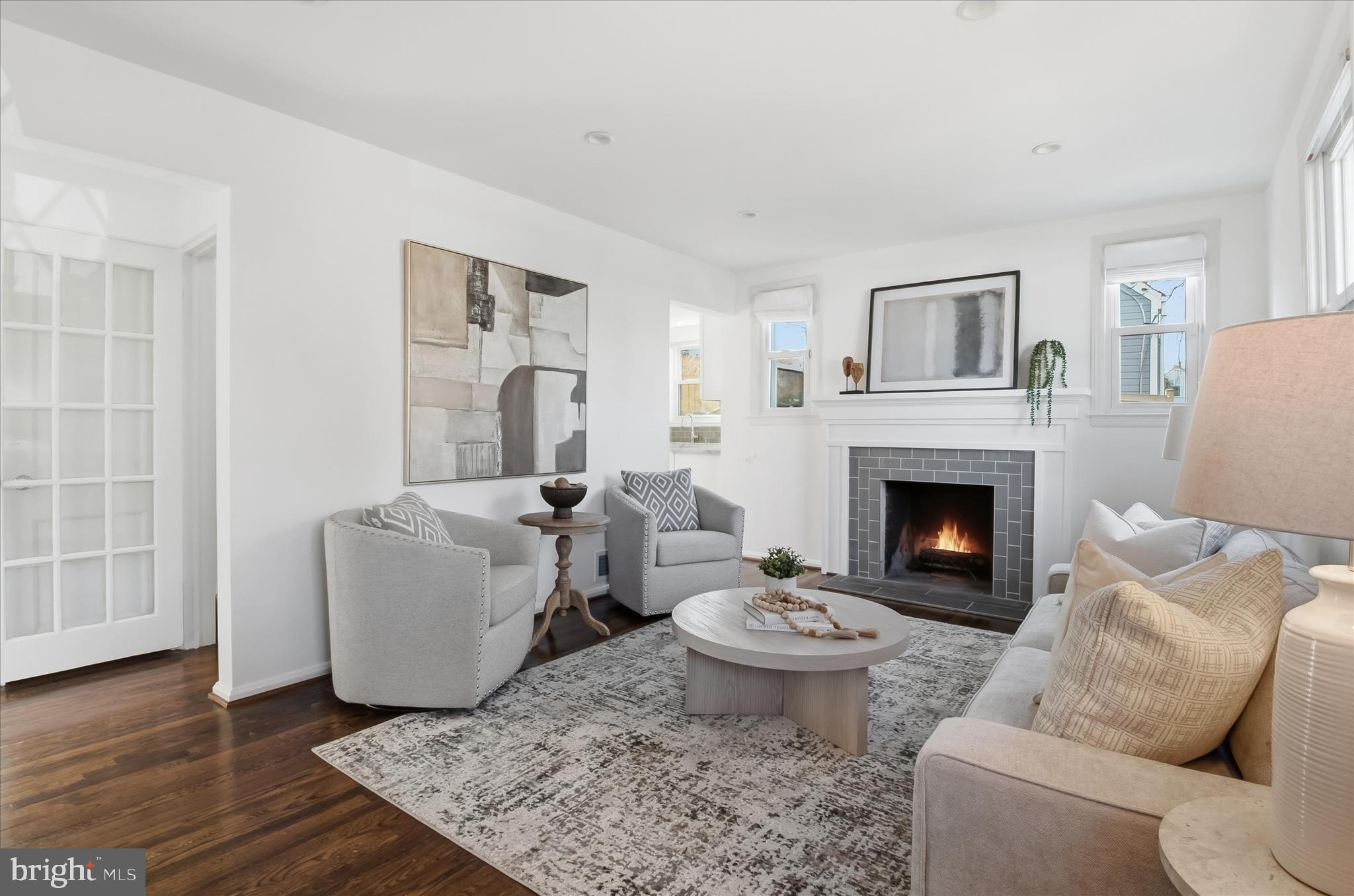 7005 JEFFERSON AVENUE