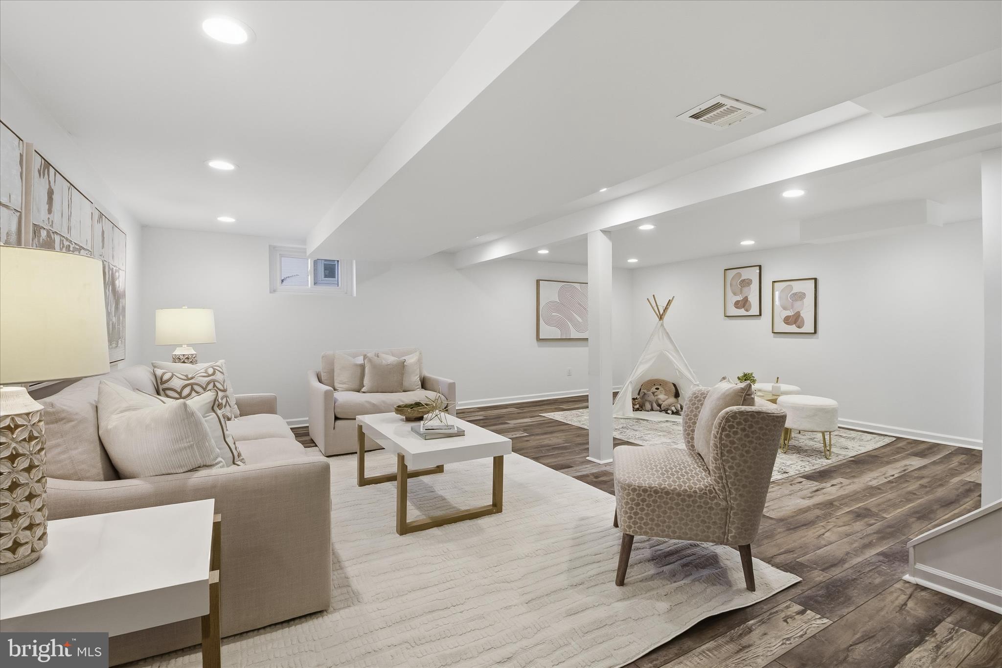 CITY PARK HOMES - Residential