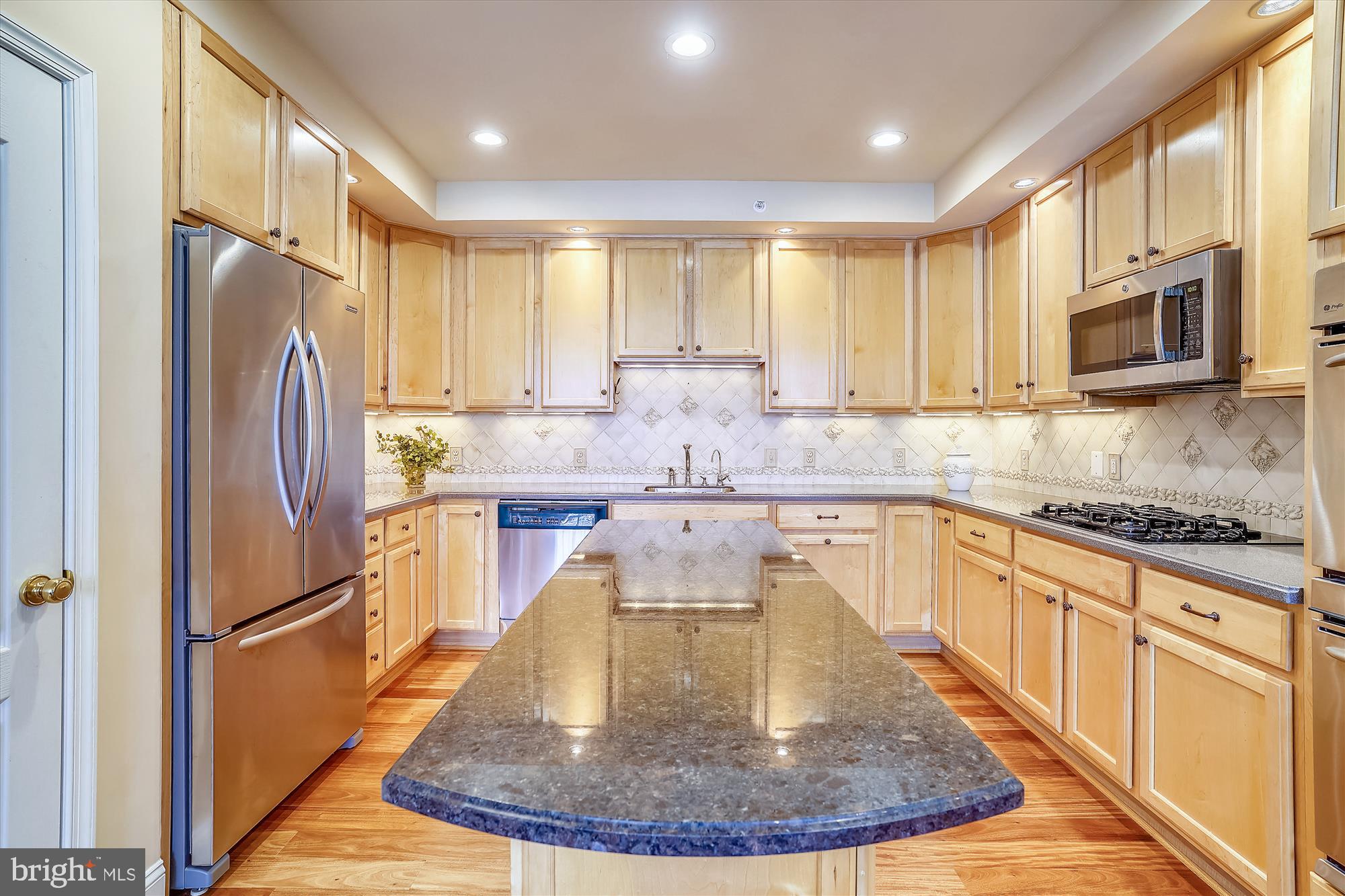 FALLSGROVE - Residential