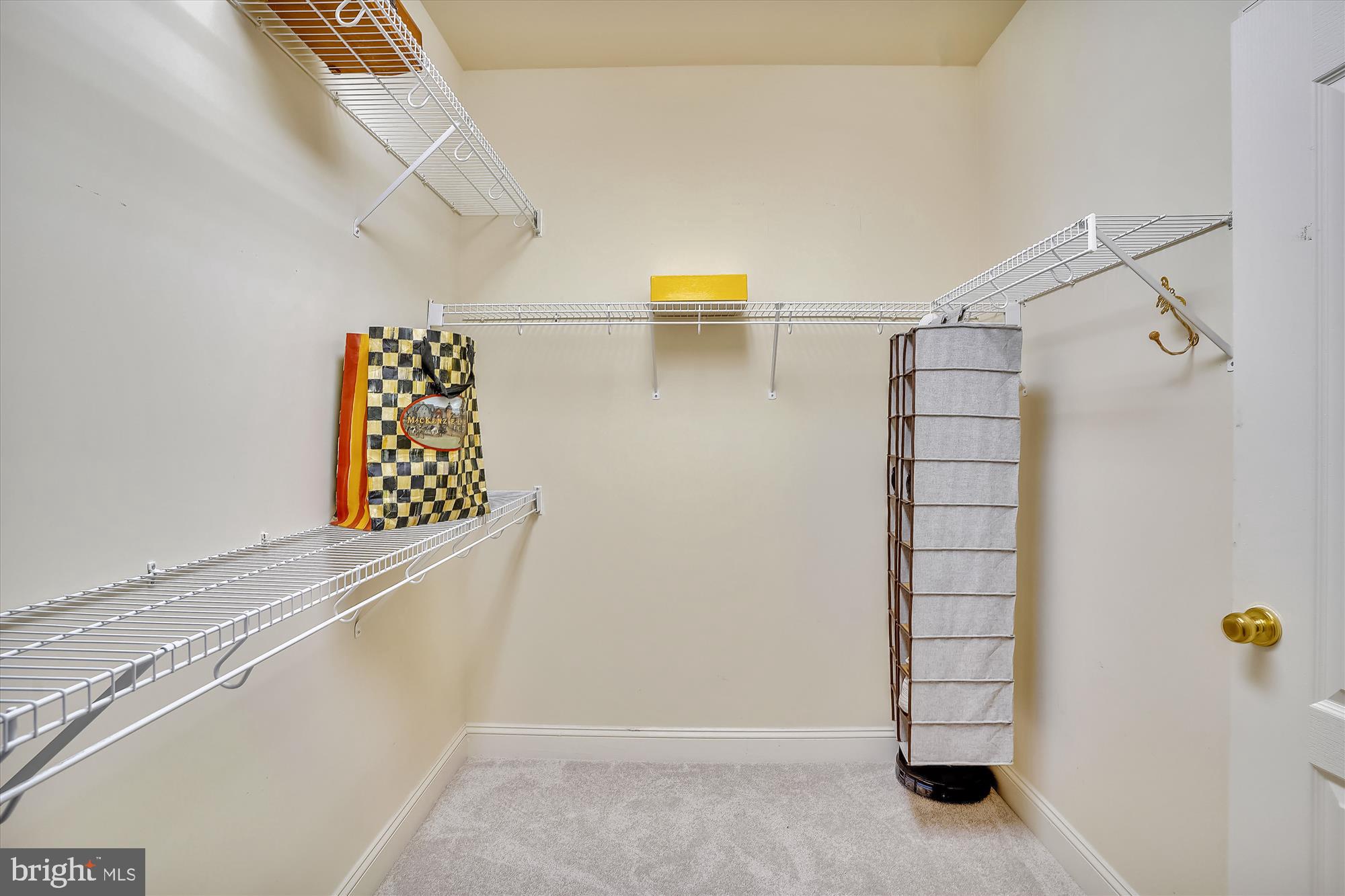 FALLSGROVE - Residential