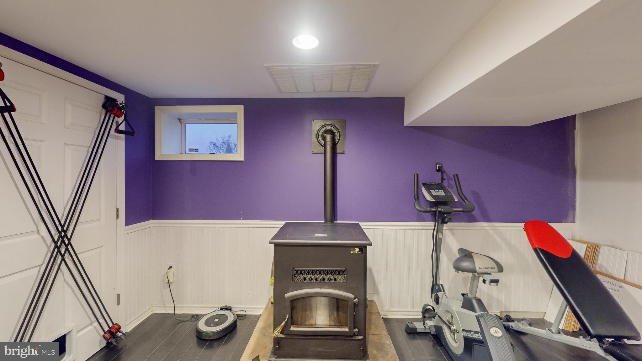 MADONNA MANOR - Residential