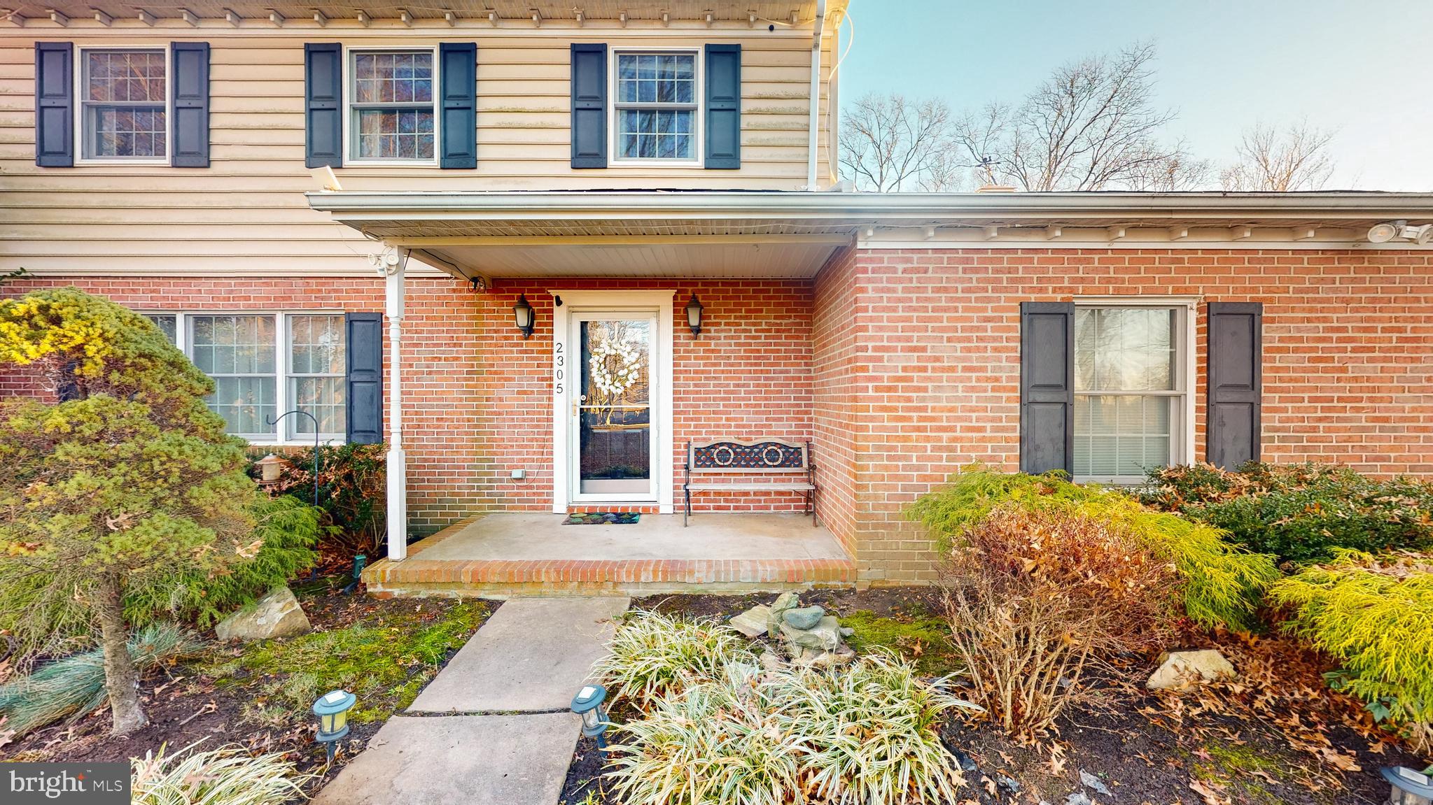 MADONNA MANOR - Residential