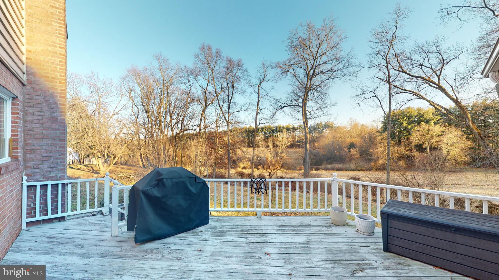 MADONNA MANOR - Residential