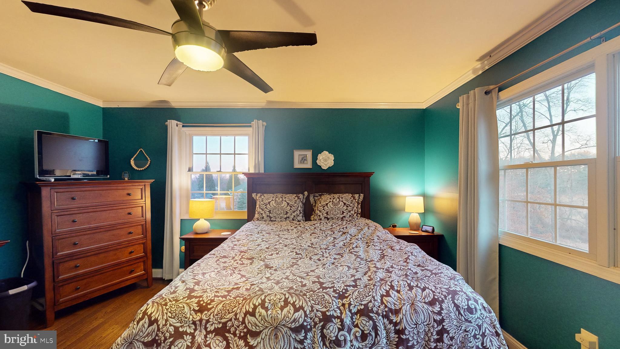 MADONNA MANOR - Residential