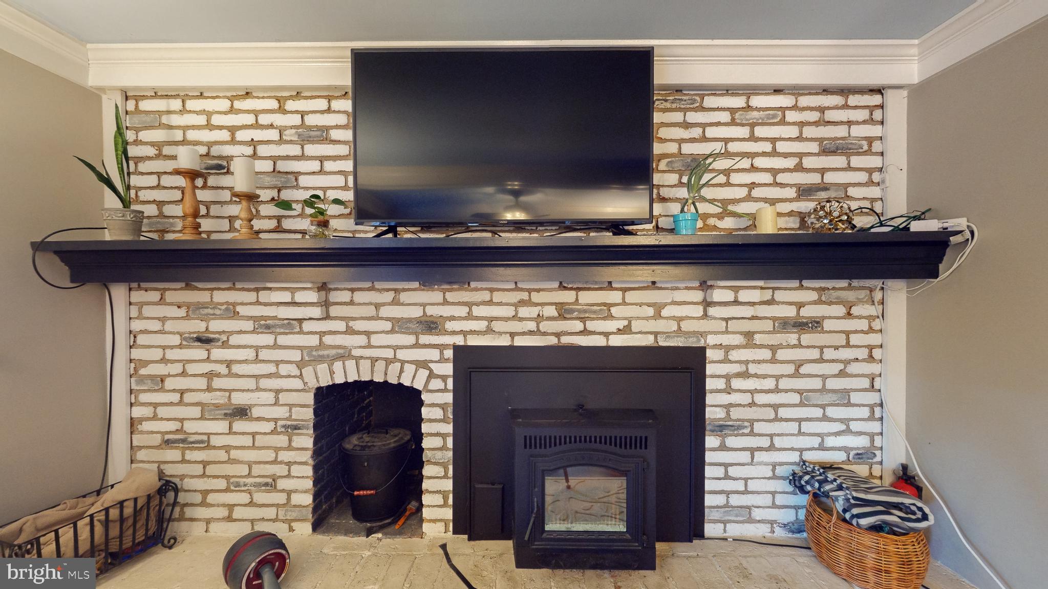 MADONNA MANOR - Residential