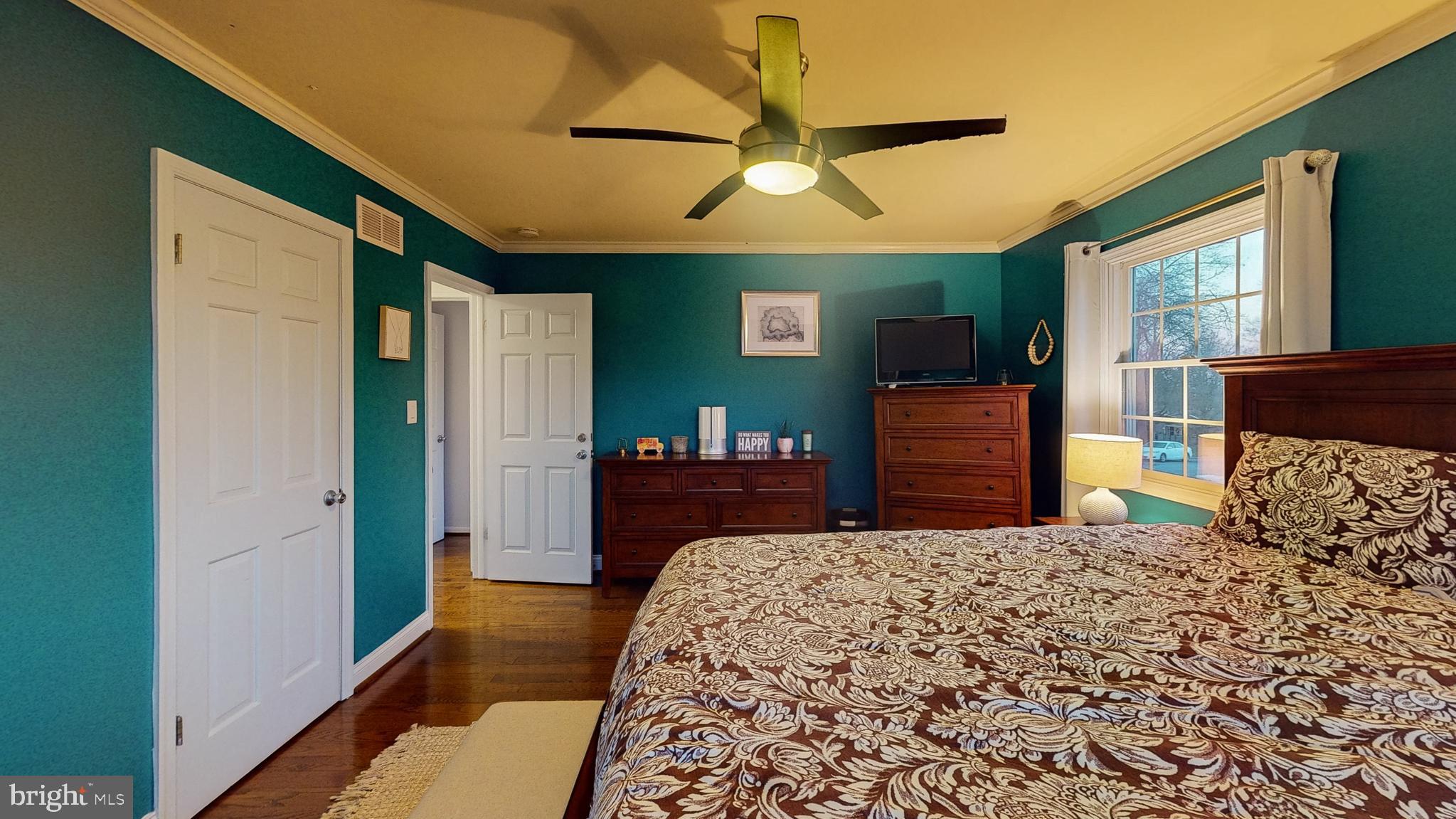 MADONNA MANOR - Residential