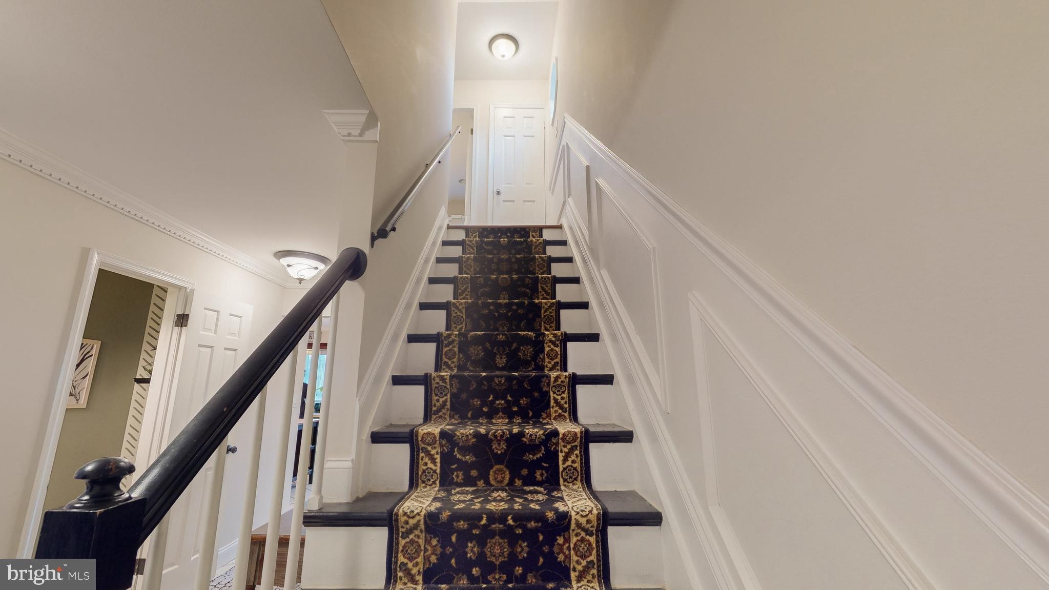 MADONNA MANOR - Residential