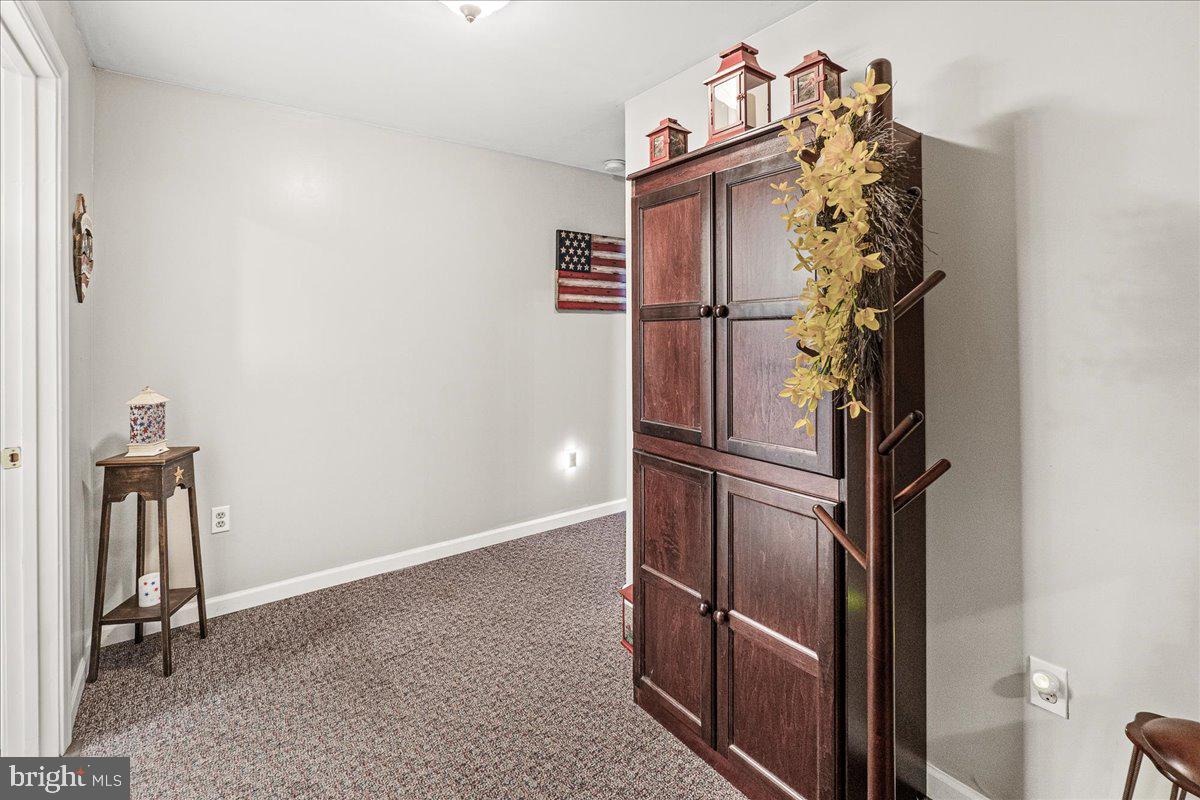 CANADA HILL - Residential