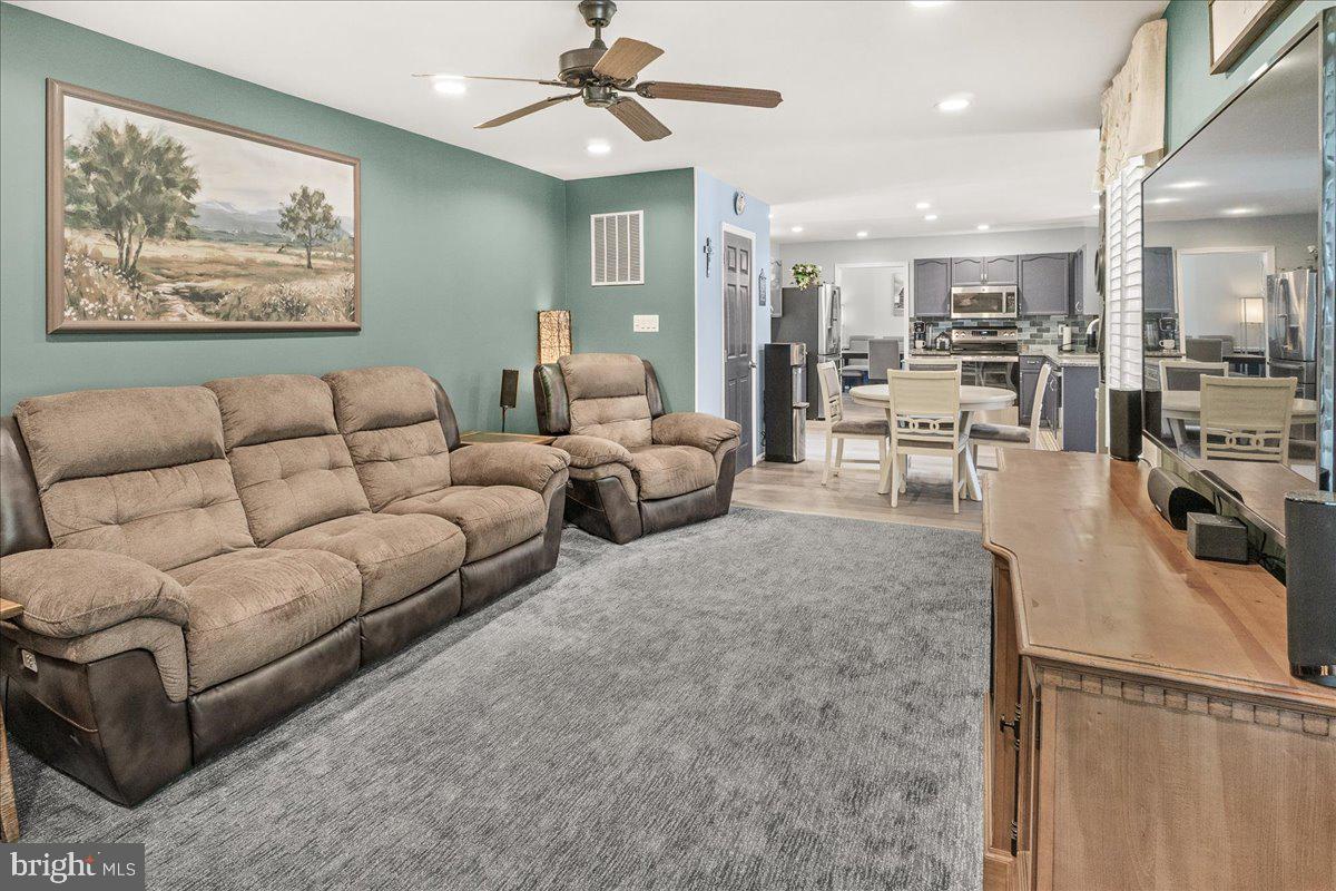 CANADA HILL - Residential