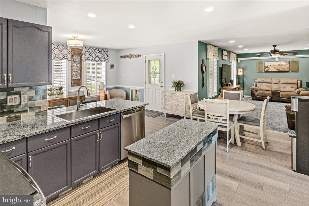 CANADA HILL - Residential