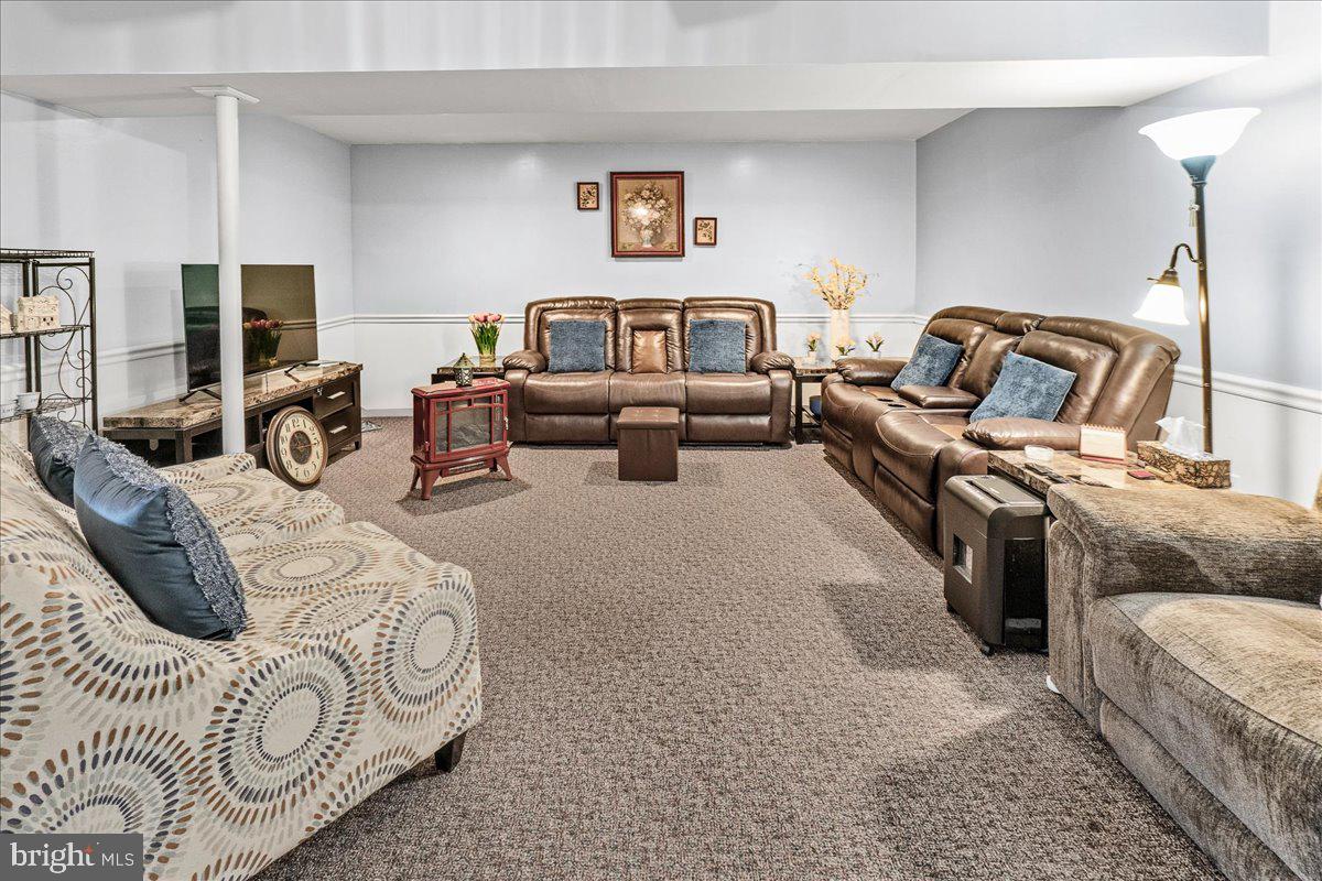 CANADA HILL - Residential