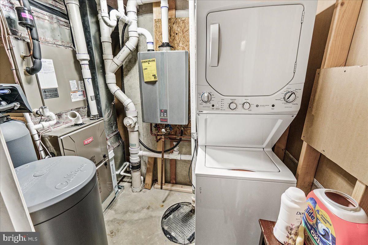 CANADA HILL - Residential