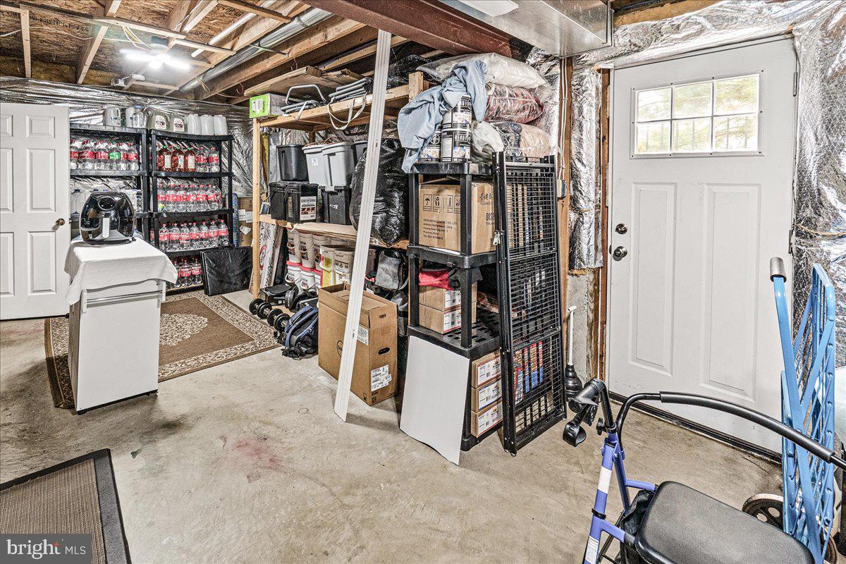 CANADA HILL - Residential