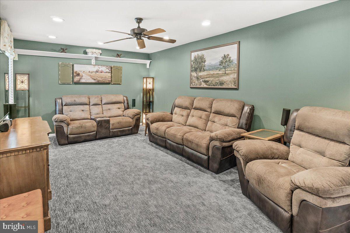 CANADA HILL - Residential