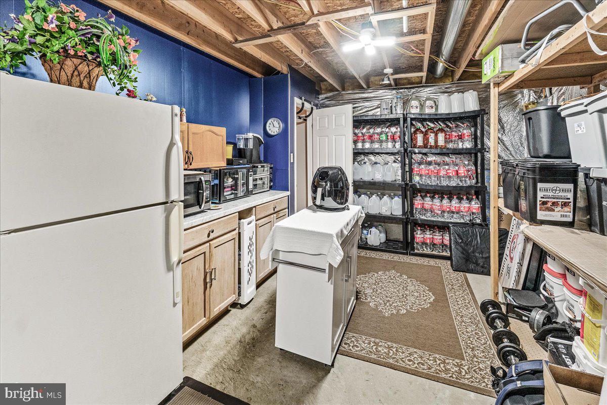 CANADA HILL - Residential