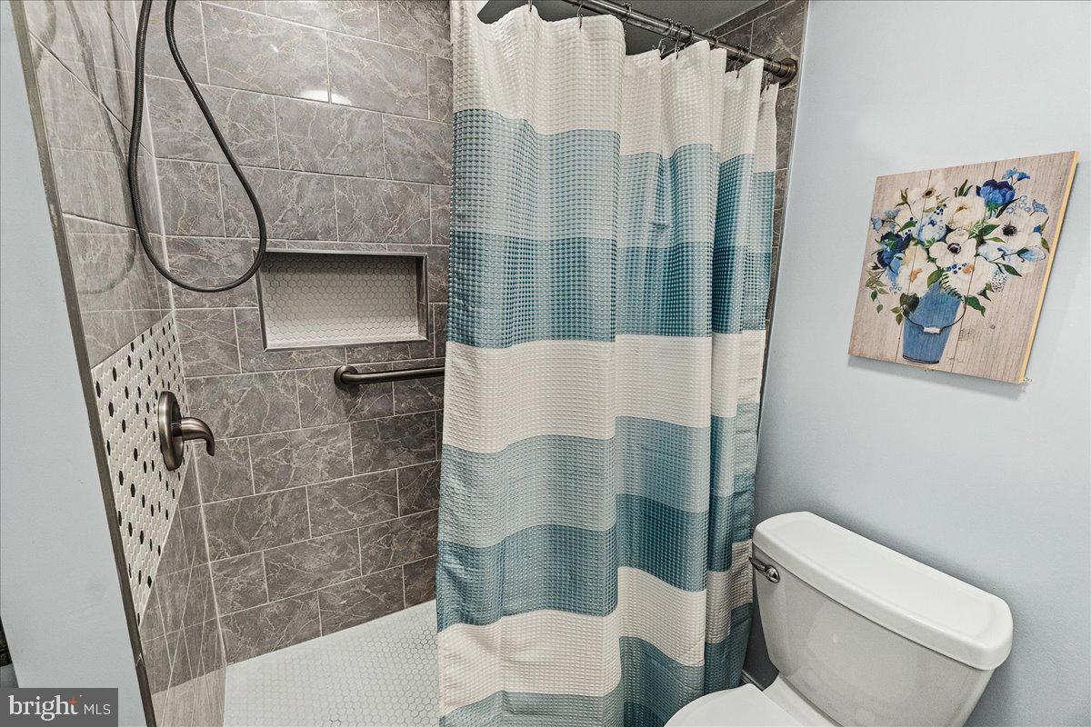 CANADA HILL - Residential