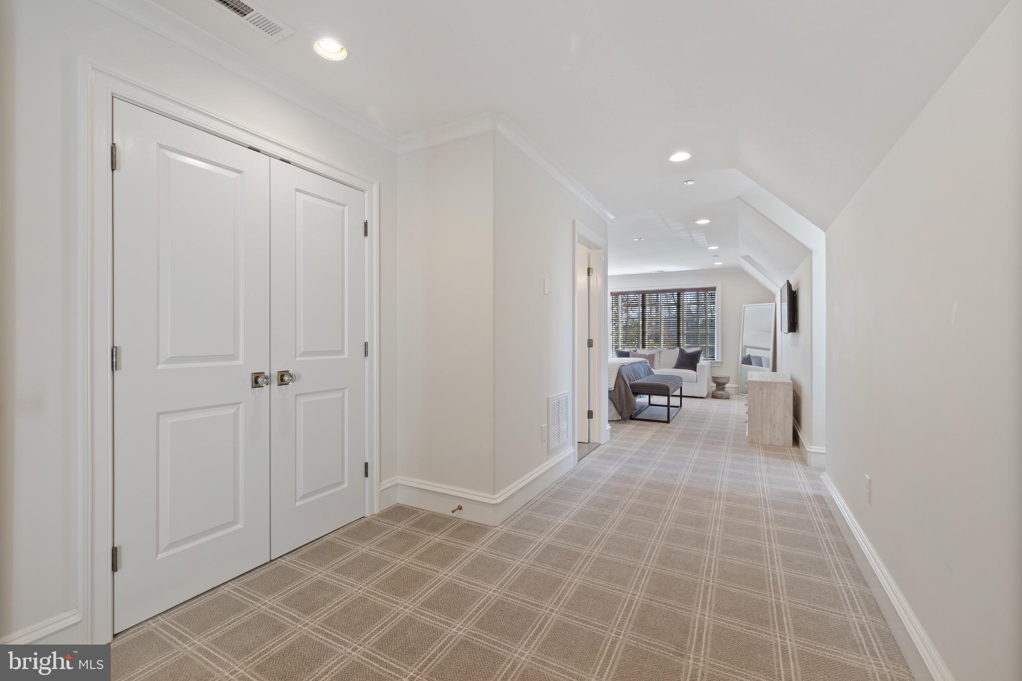 HAMPTON PARK - Residential