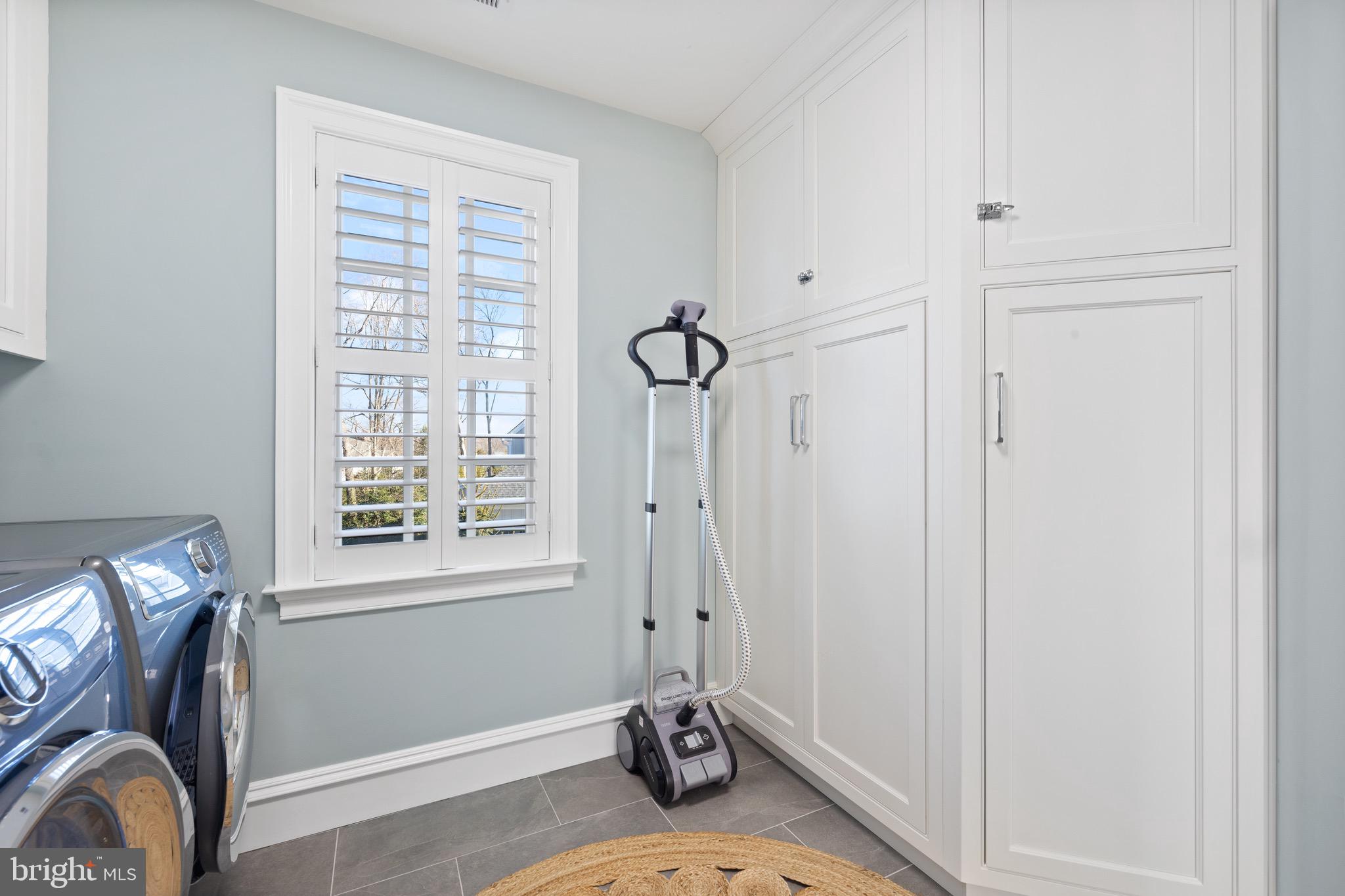 HAMPTON PARK - Residential