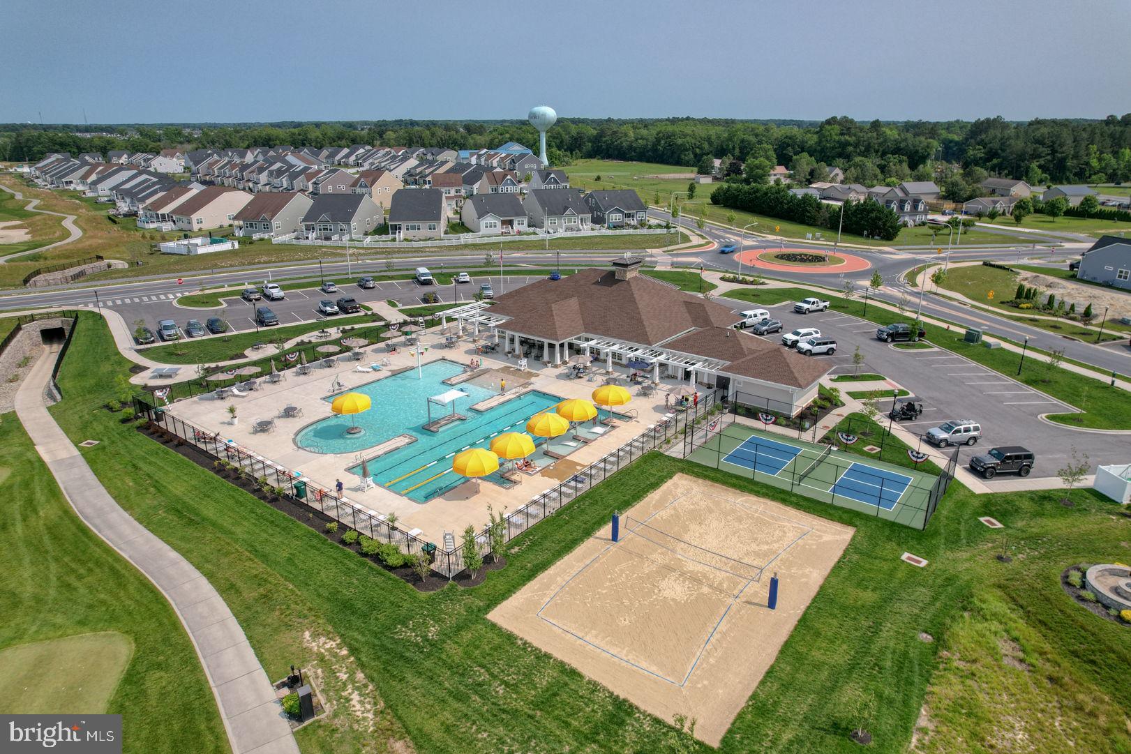 PLANTATION LAKES - Residential