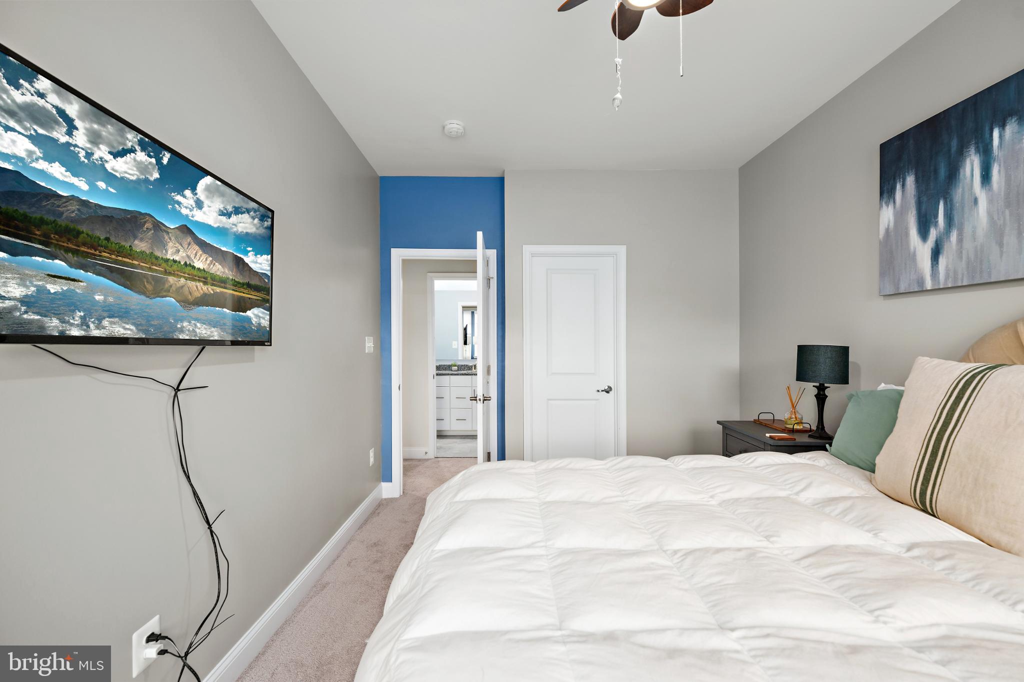 PLANTATION LAKES - Residential