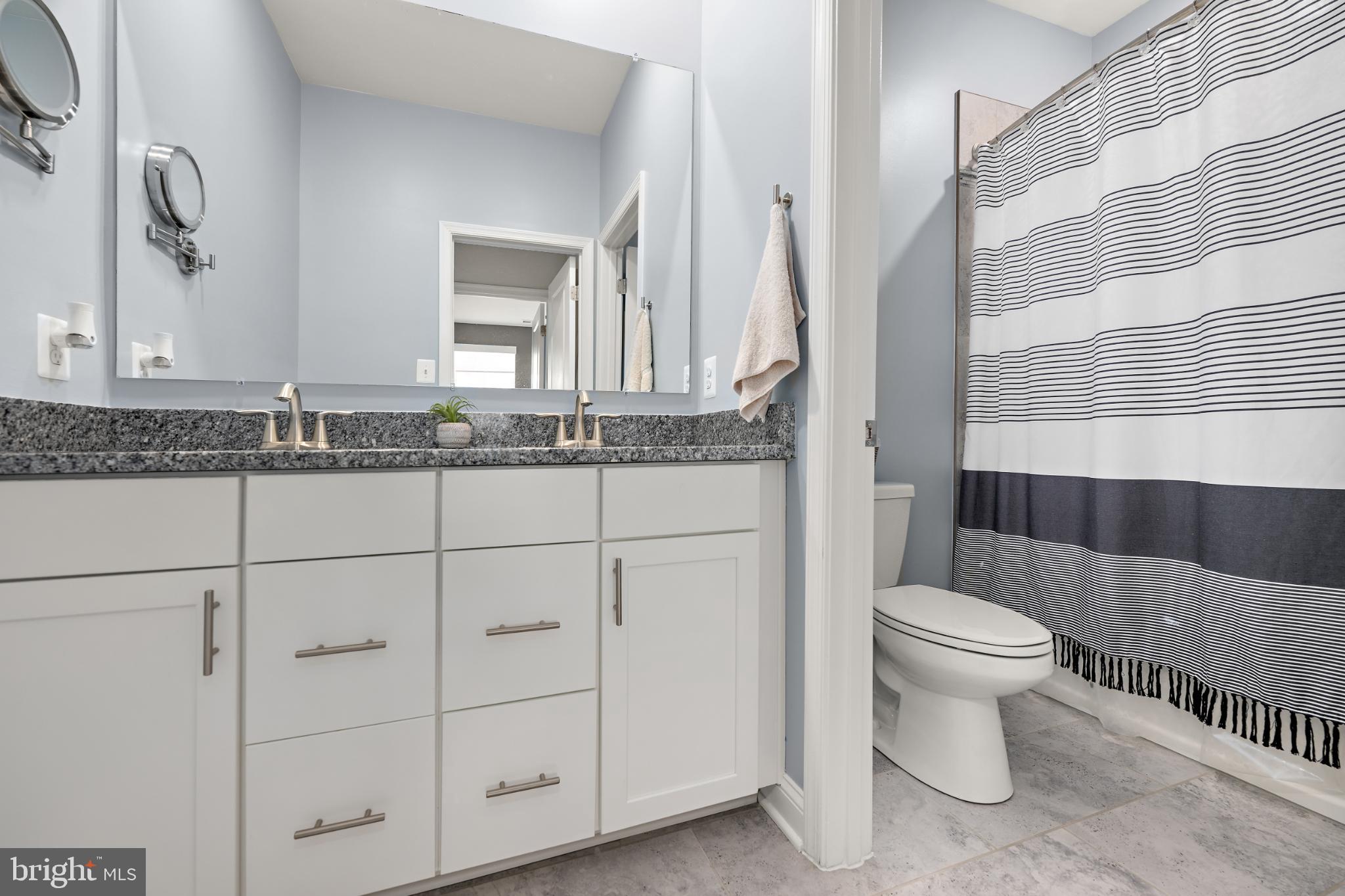 PLANTATION LAKES - Residential