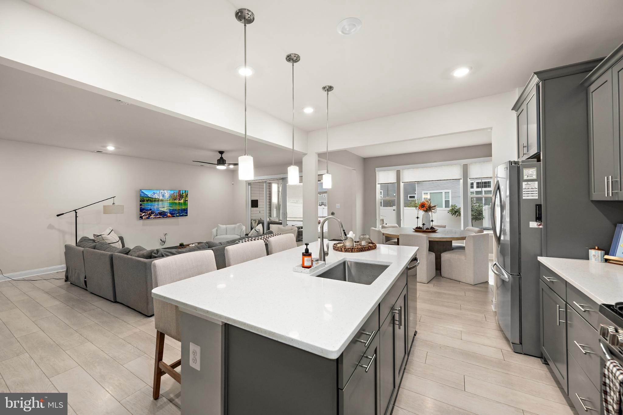 PLANTATION LAKES - Residential