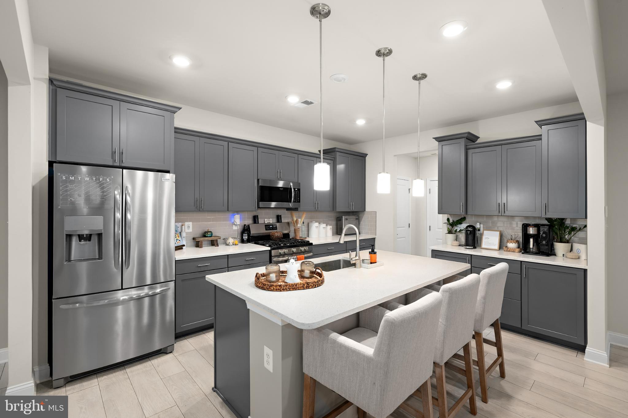 PLANTATION LAKES - Residential