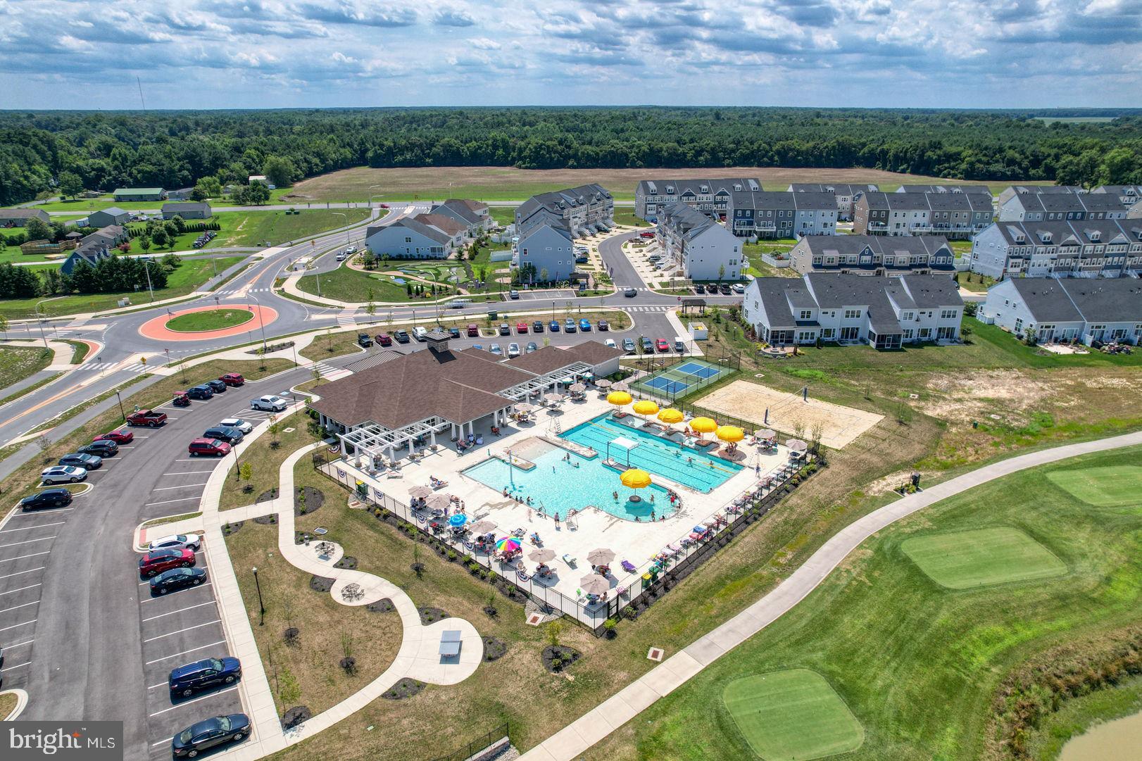 PLANTATION LAKES - Residential