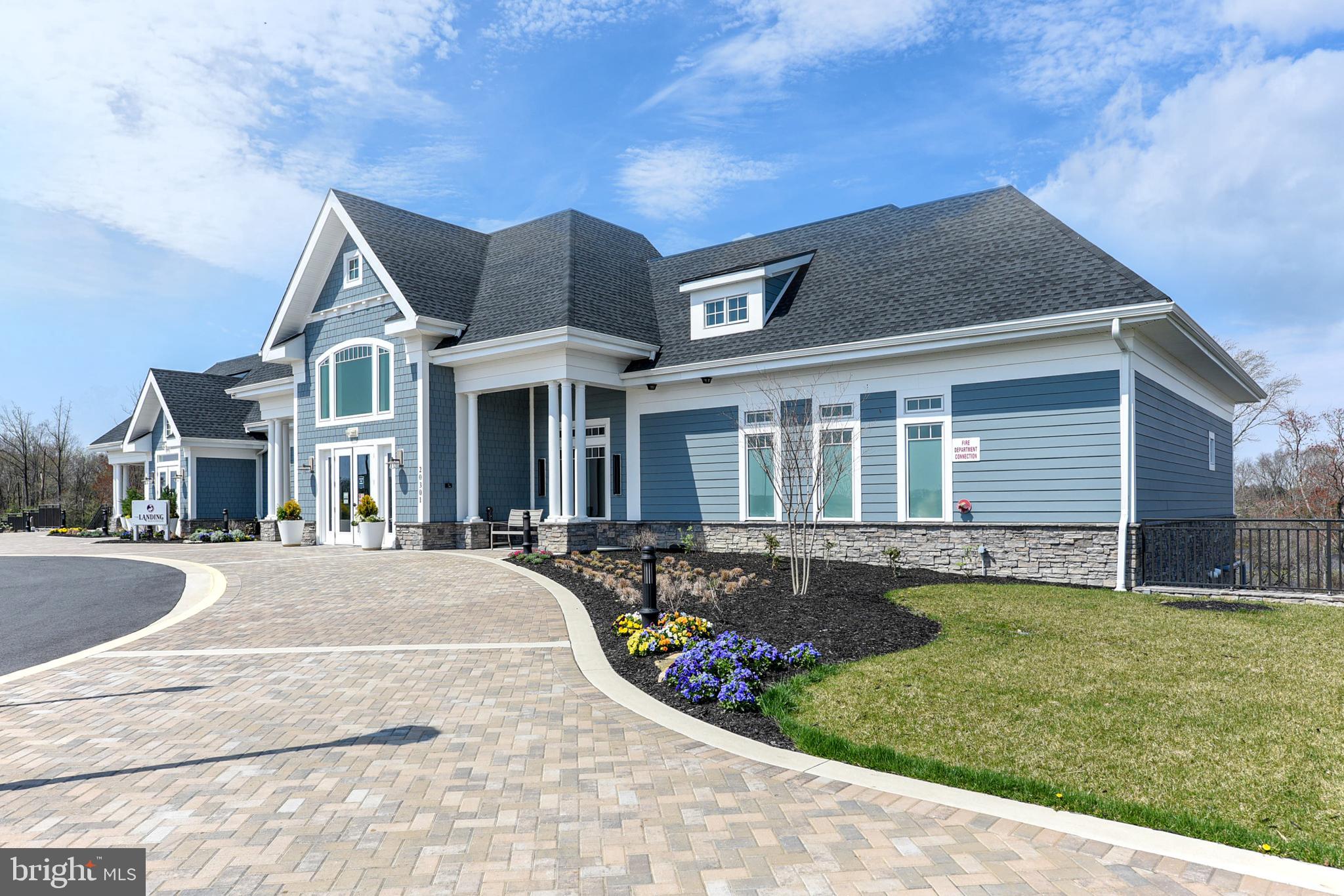 PLANTATION LAKES - Residential