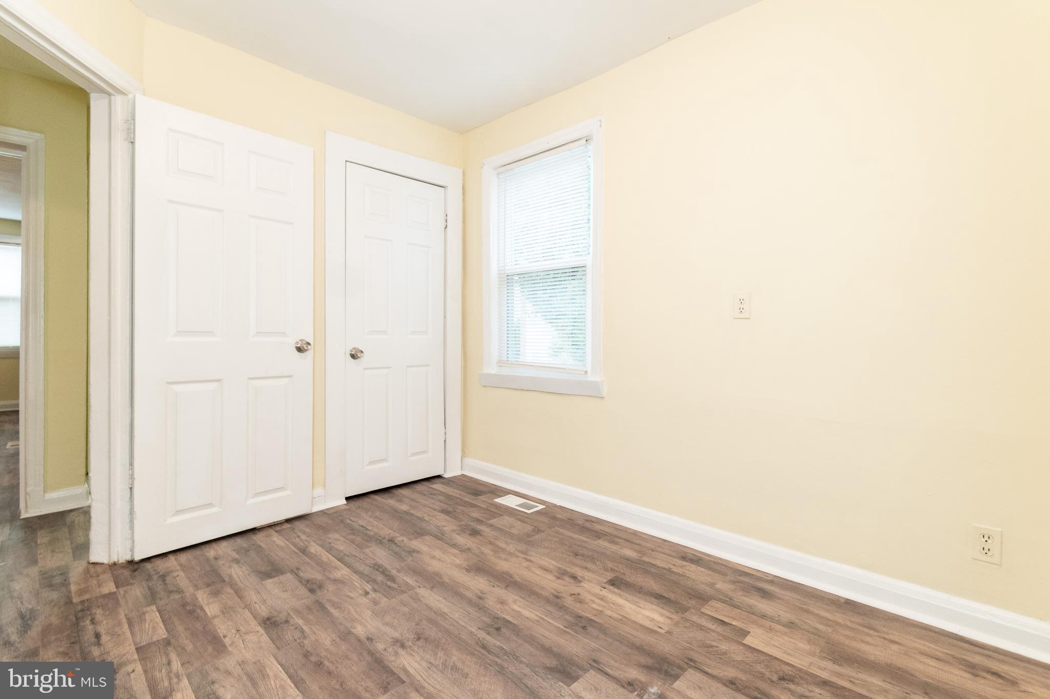 FRANKFORD - Residential Lease