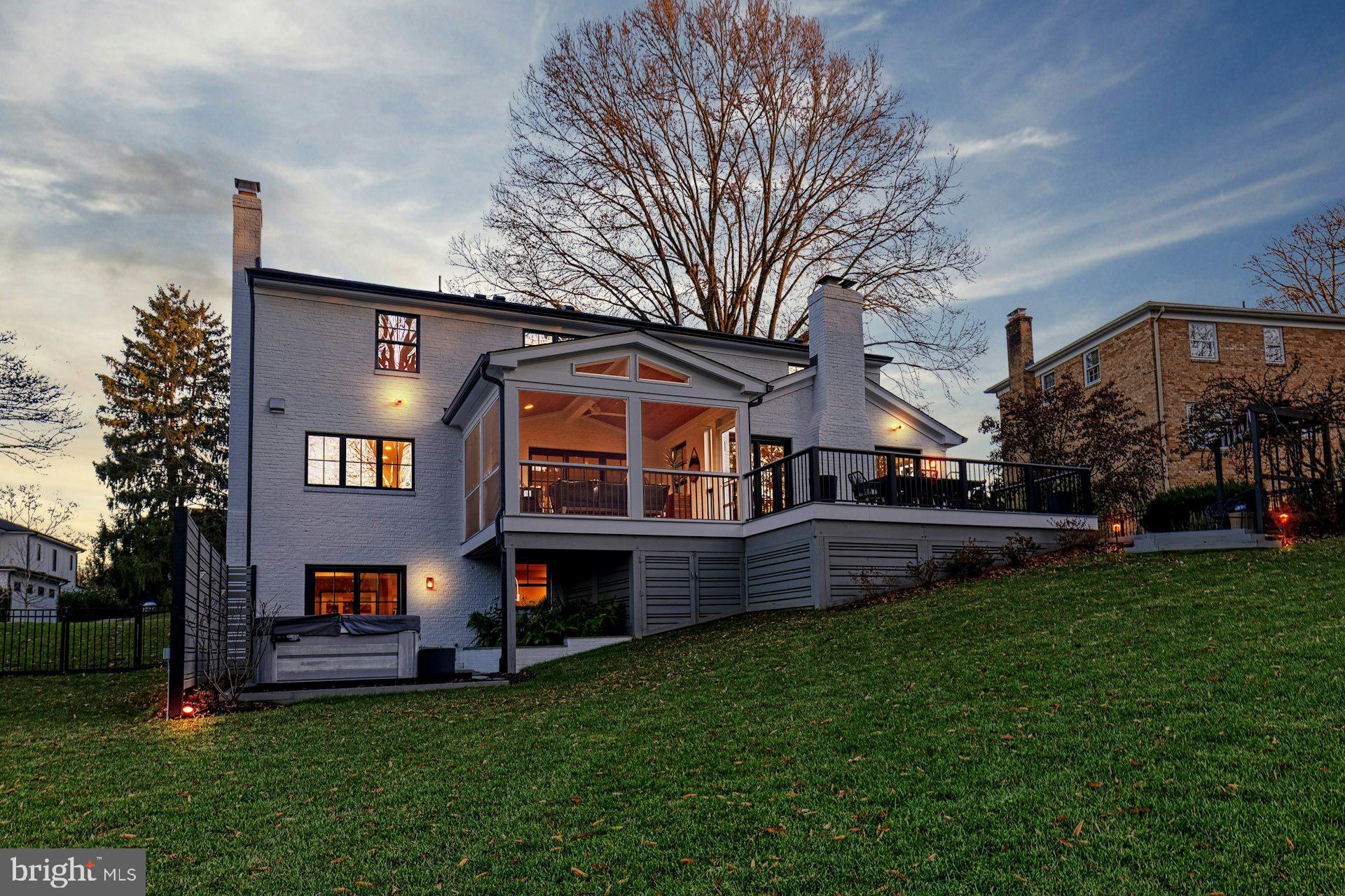 CHESTERBROOK WOODS - Residential