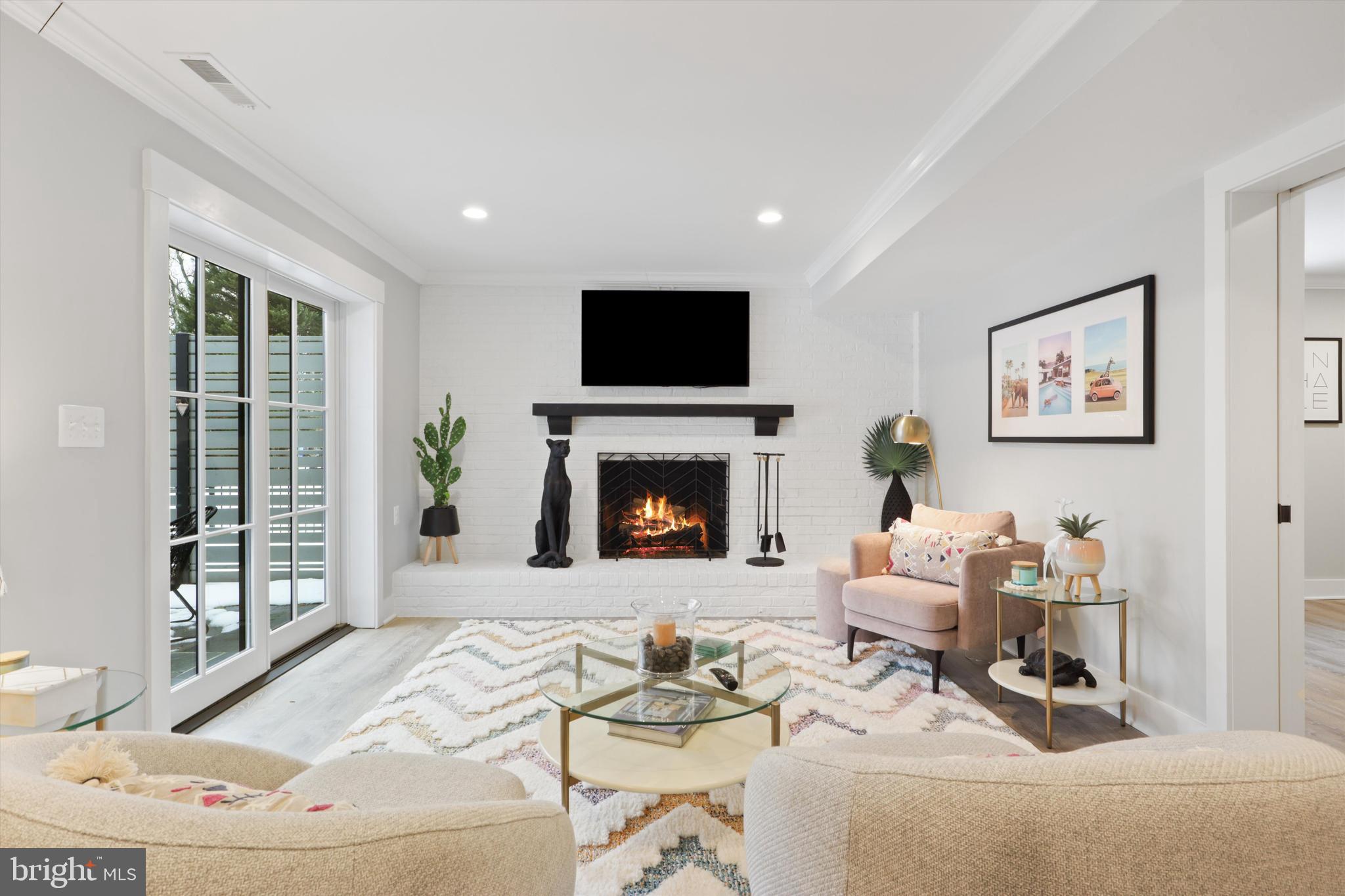 CHESTERBROOK WOODS - Residential