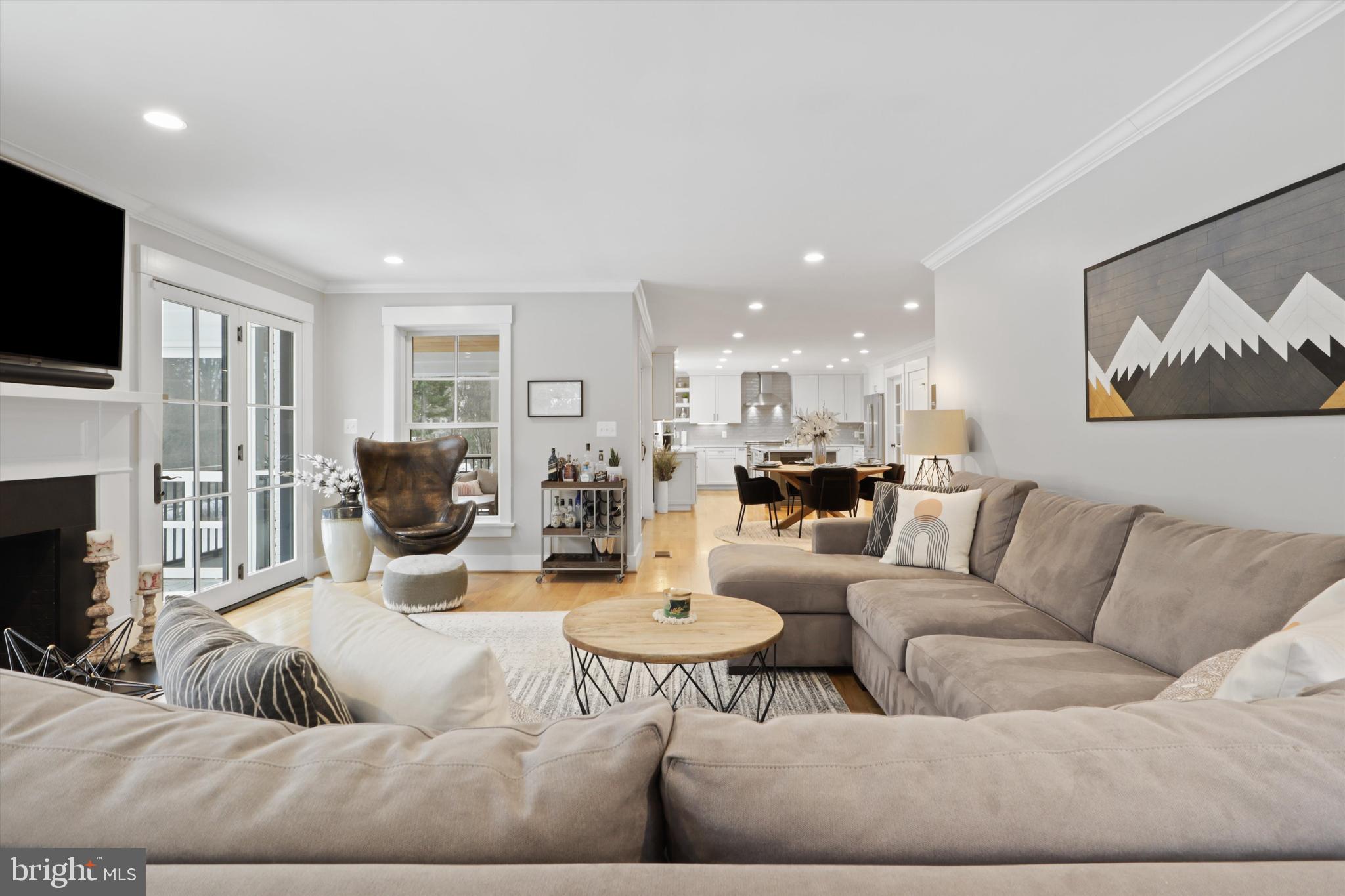 CHESTERBROOK WOODS - Residential