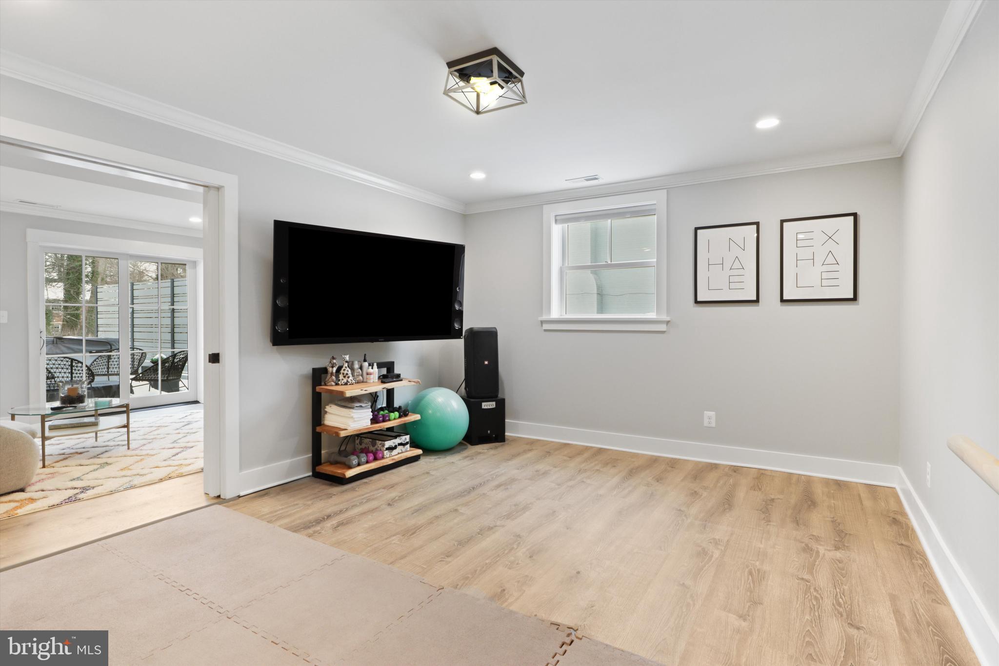 CHESTERBROOK WOODS - Residential