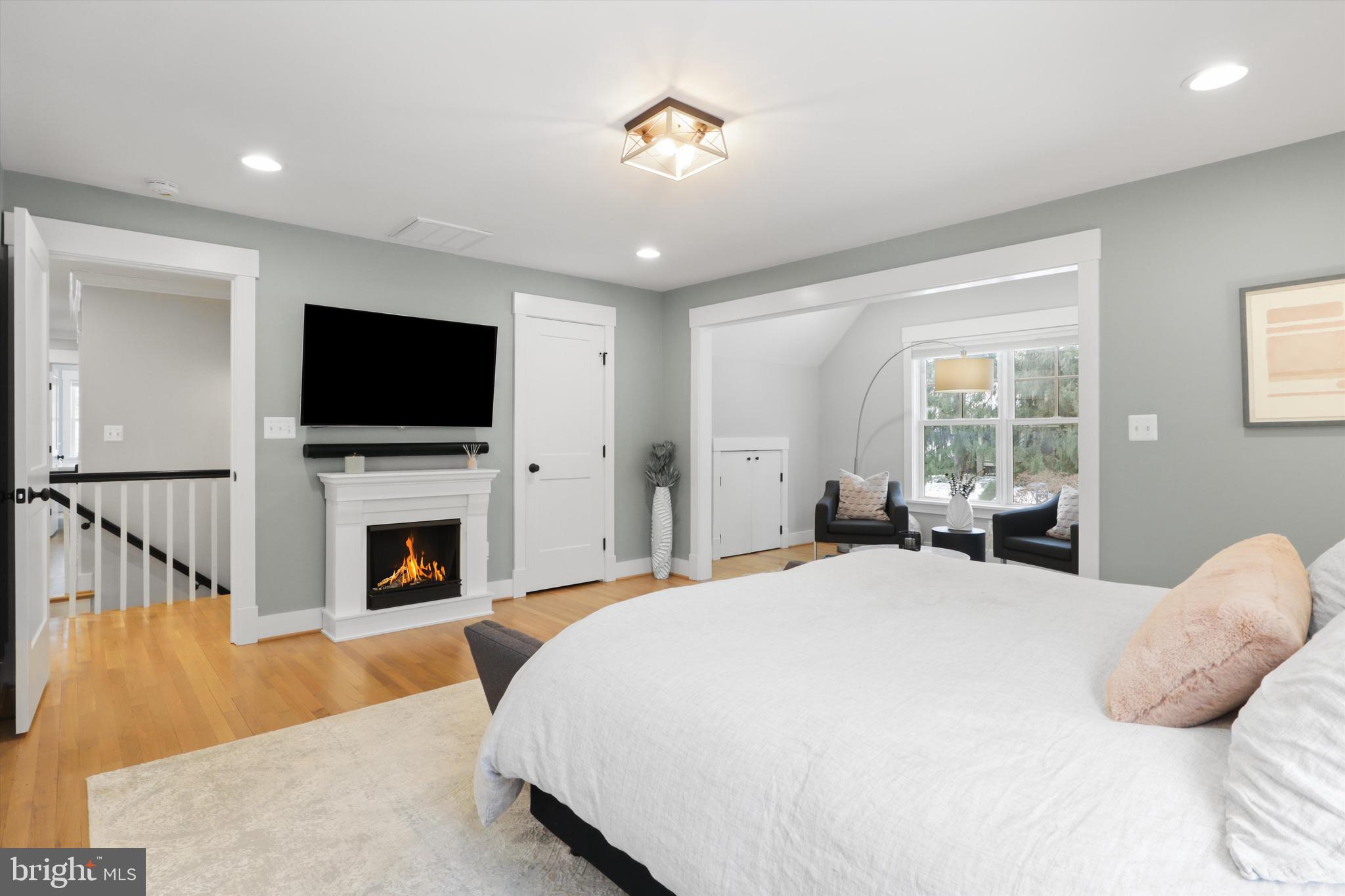 CHESTERBROOK WOODS - Residential