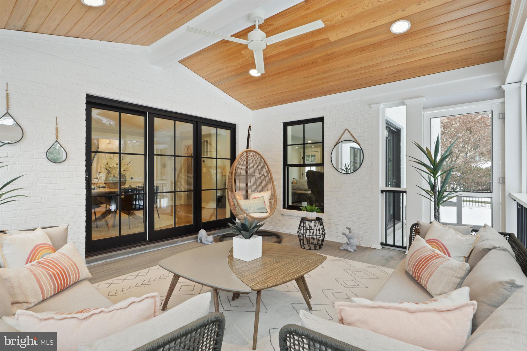 CHESTERBROOK WOODS - Residential