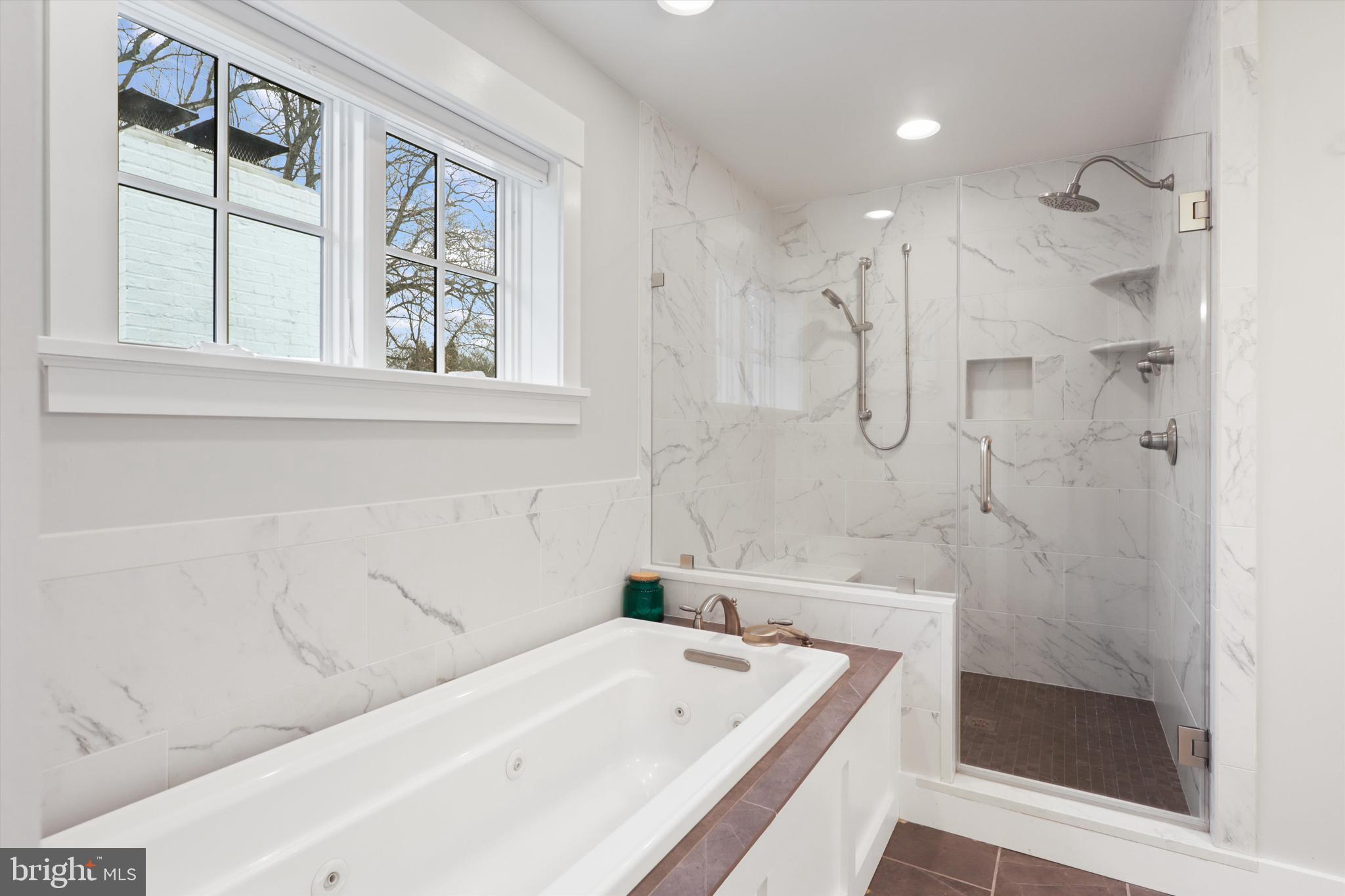 CHESTERBROOK WOODS - Residential